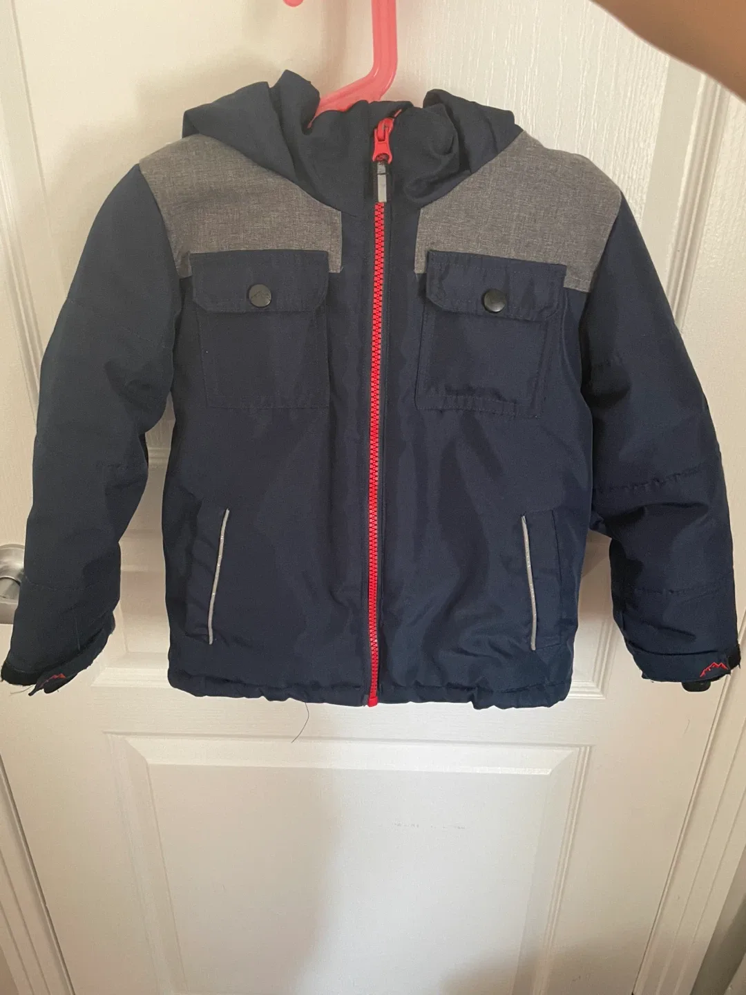 Arctic North snowsuit 3T image indicator(3)