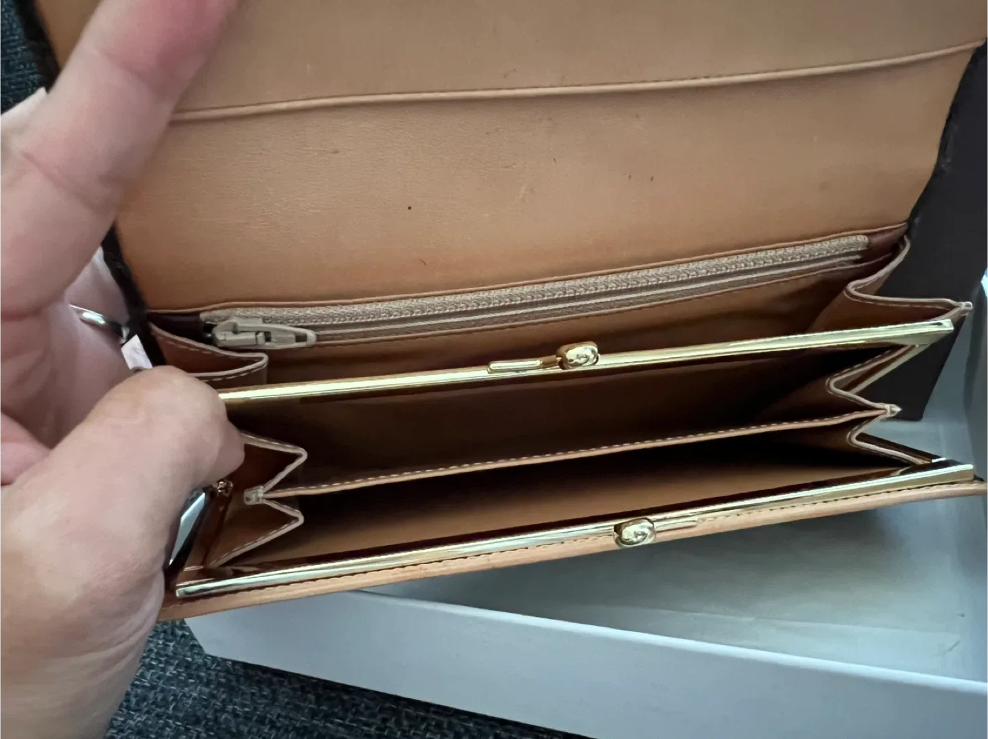 Celine Wallet with Box image indicator(3)