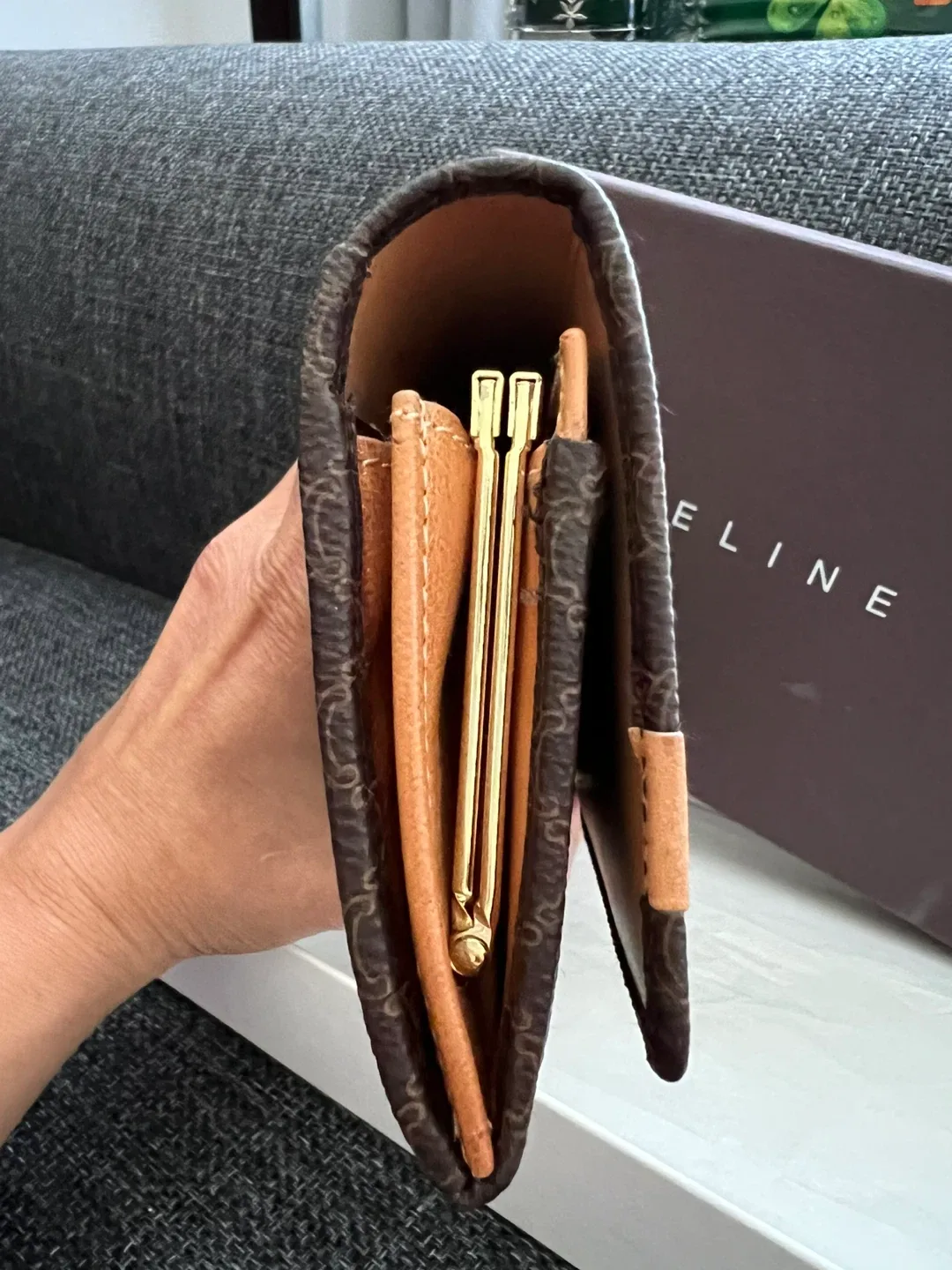 Celine Wallet with Box image indicator(4)