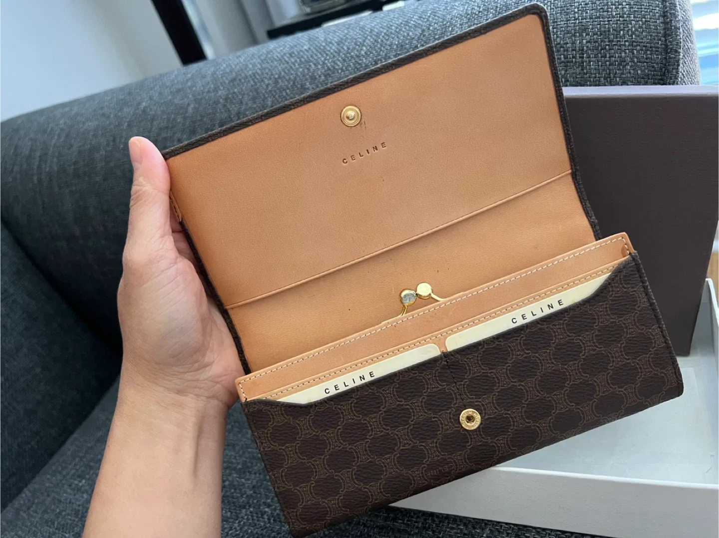 Celine Wallet with Box image indicator(2)