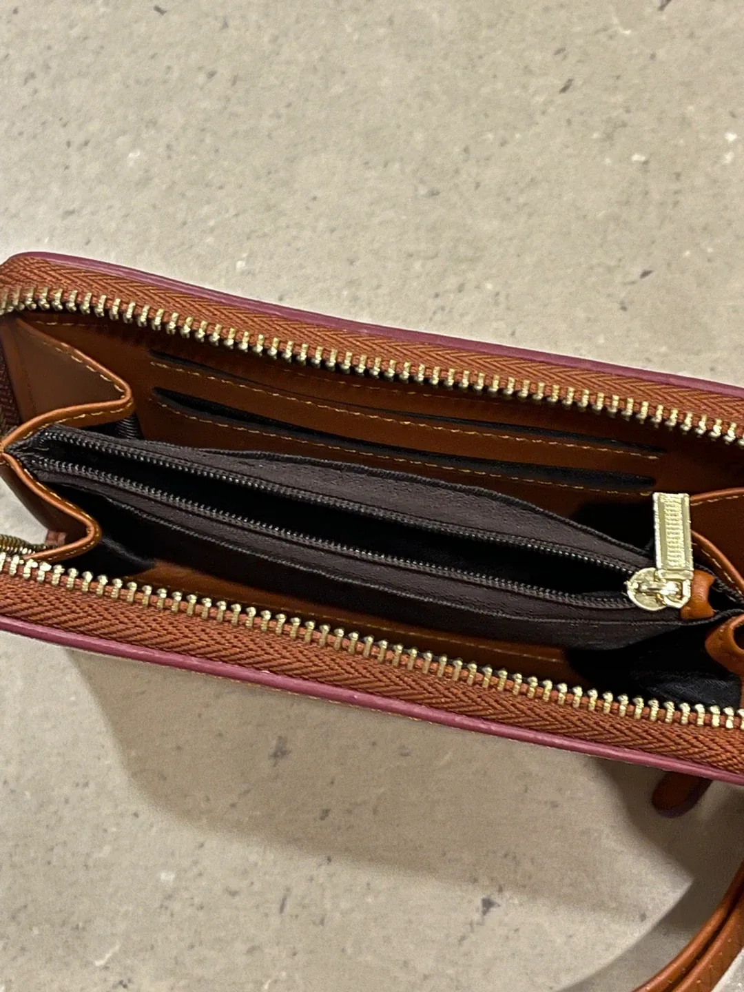 Hawaii Brown Leather Floral Wallet image indicator(4)