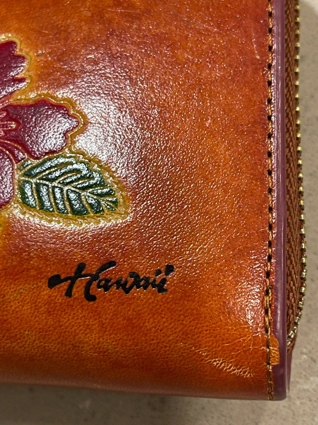 Hawaii Brown Leather Floral Wallet image indicator(5)