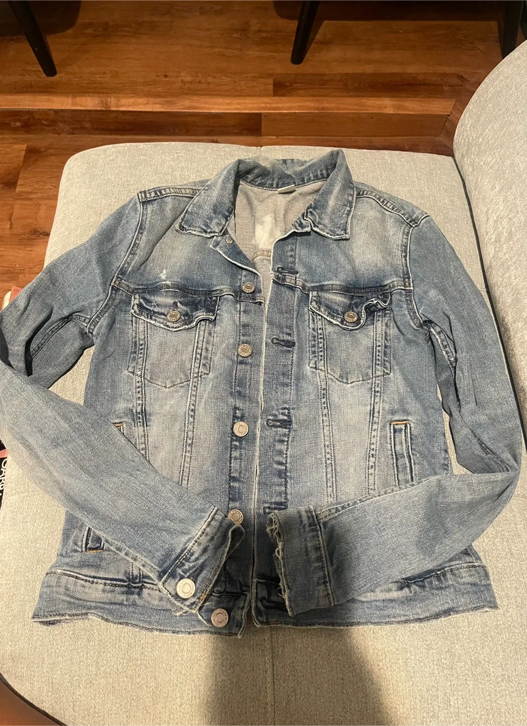 Denim Jacket image indicator(2)