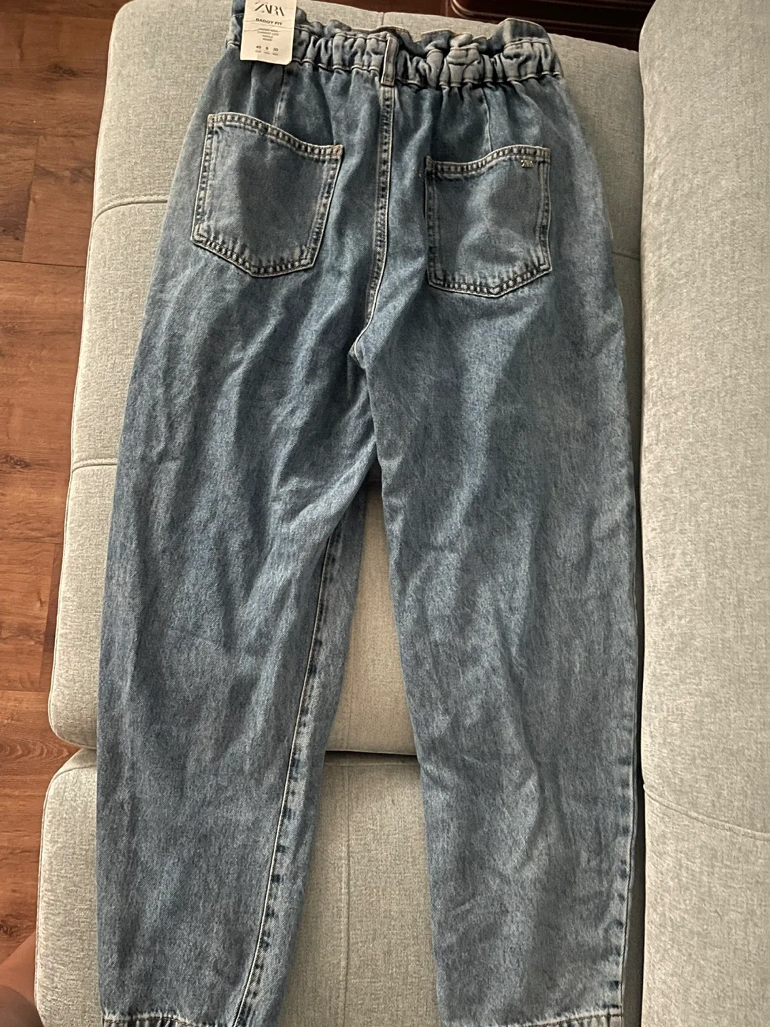 New Zara Baggy Fit Jeans - Size 6 image indicator(3)