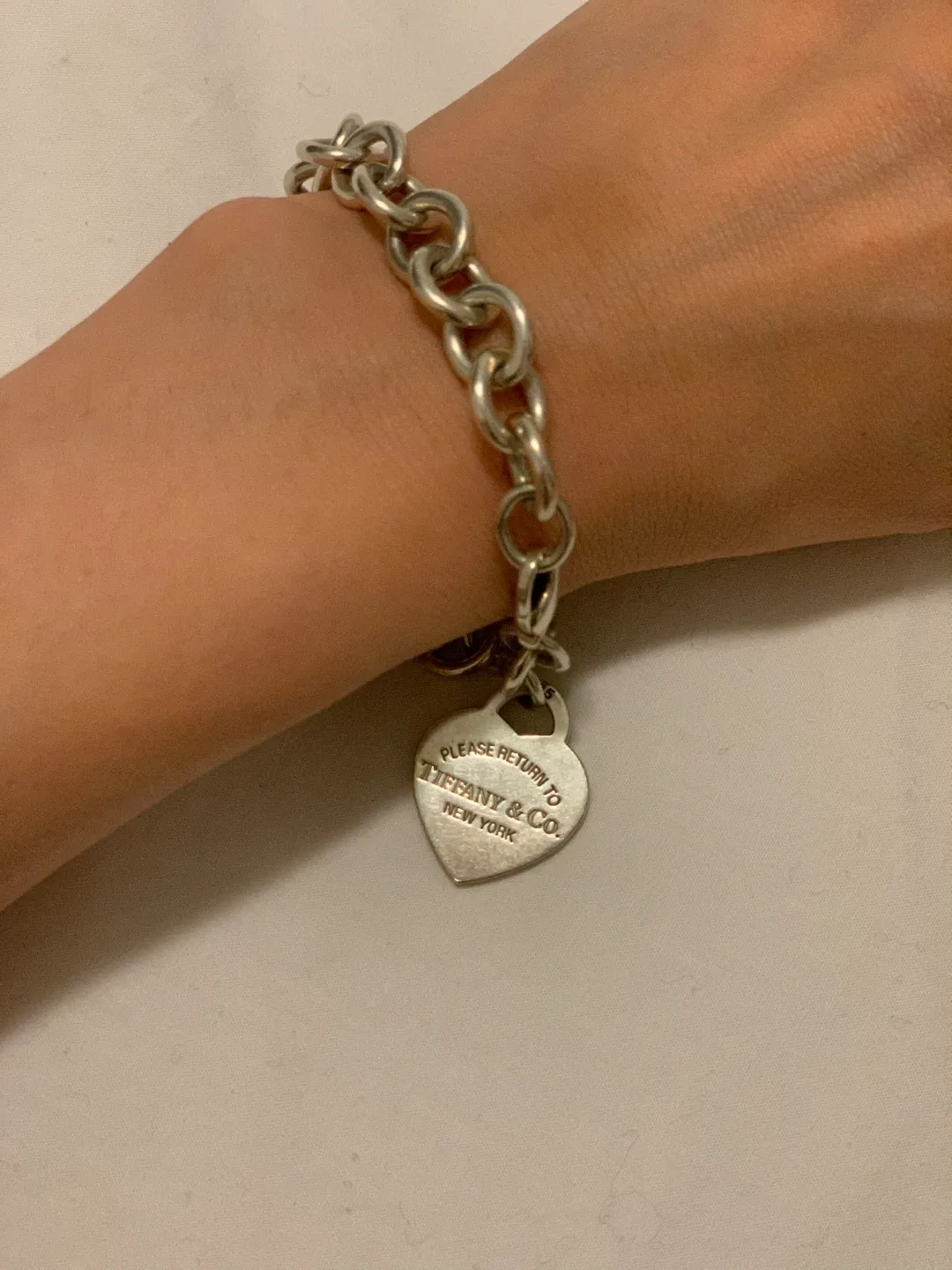 Tiffany & Co. Return to Tiffany™ Heart Tag Bracelet (Authentic) image indicator(3)
