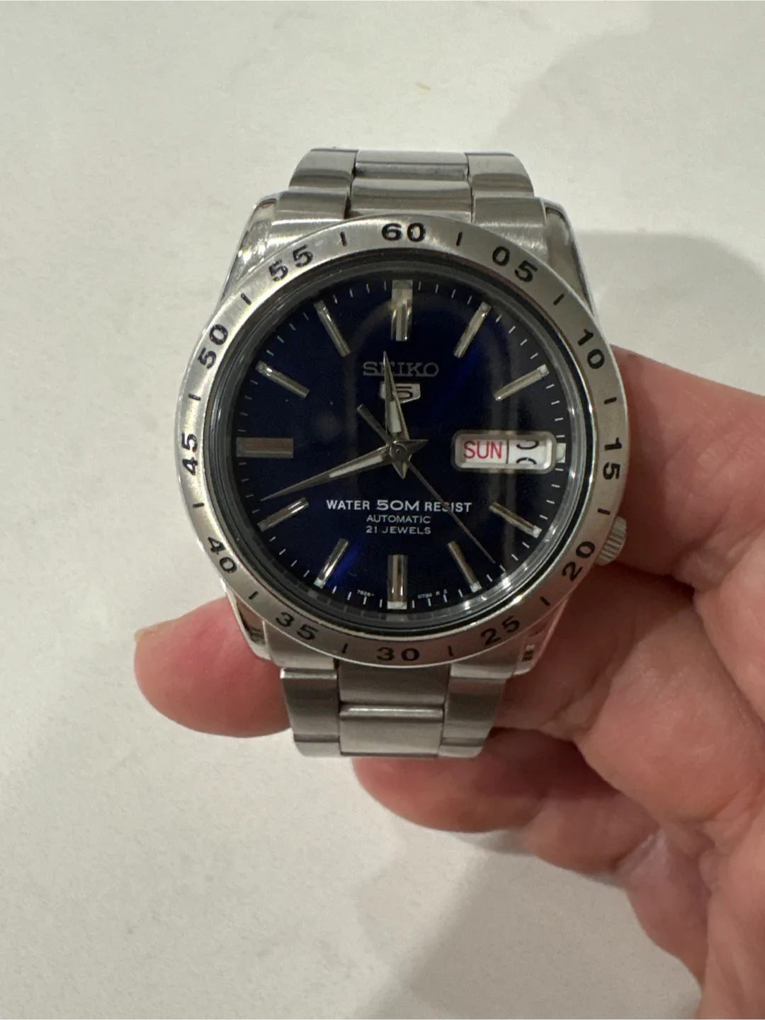 Seiko 5 Automatic Watch image indicator(2)