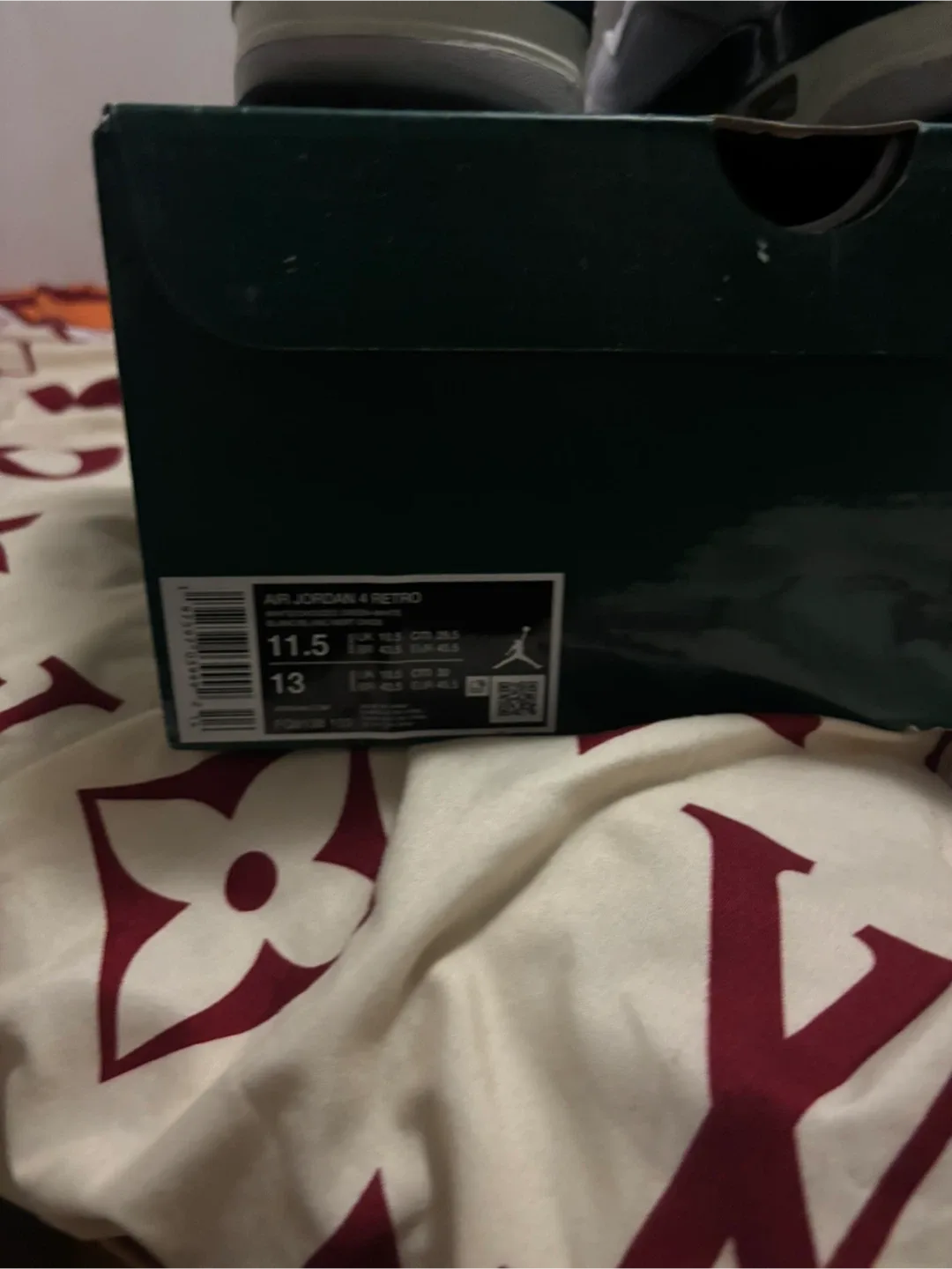 Air Jordan 4 Retro White/Green US 11.5 image indicator(5)