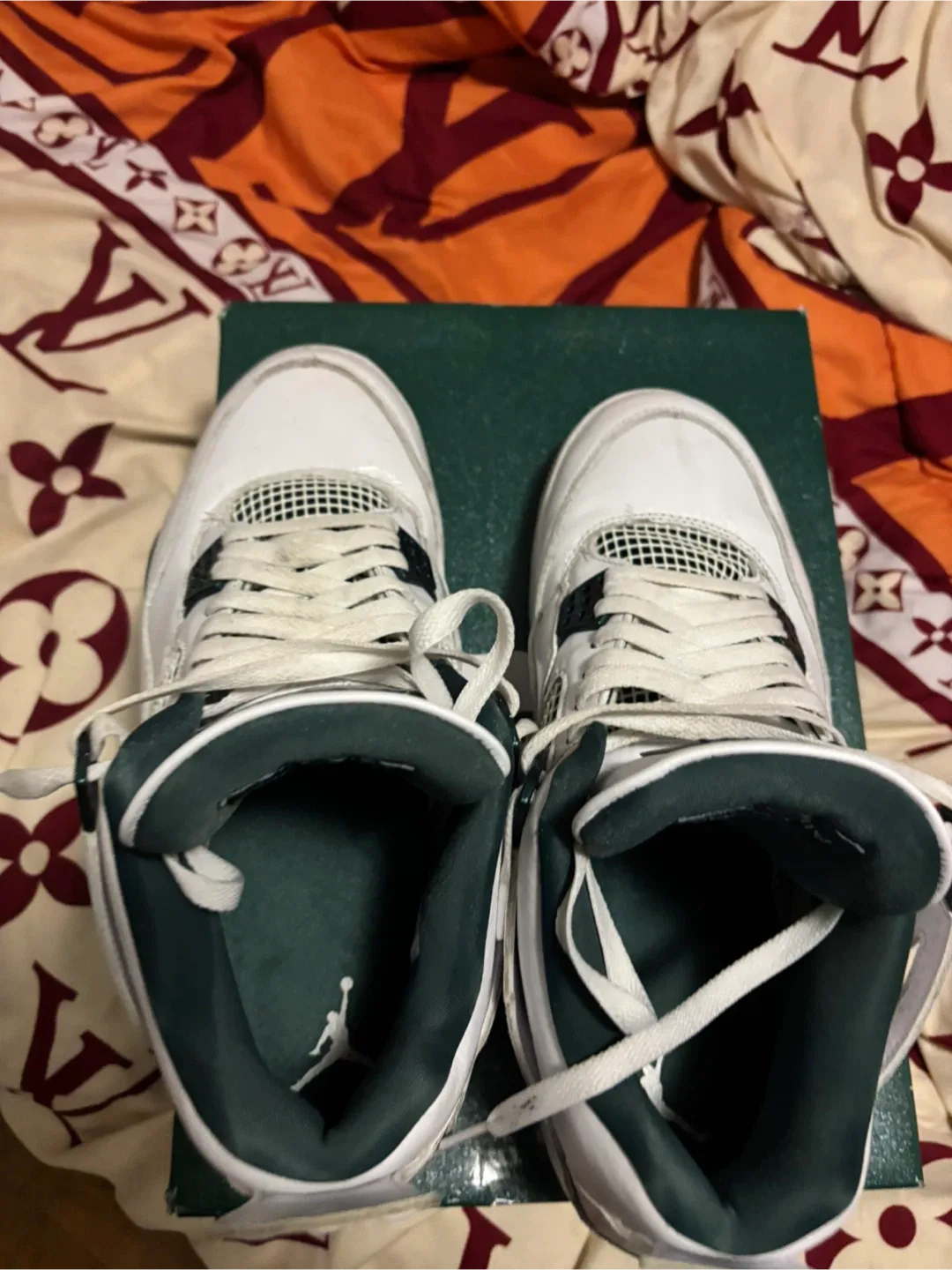 Air Jordan 4 Retro White/Green US 11.5 image indicator(2)