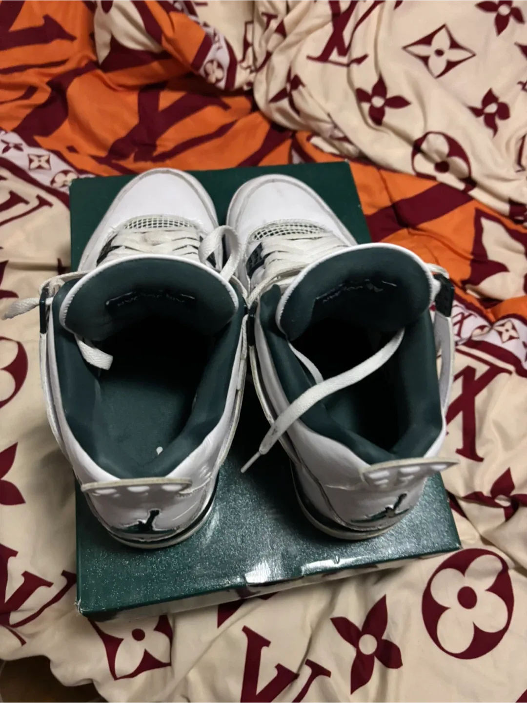 Air Jordan 4 Retro White/Green US 11.5 image indicator(4)