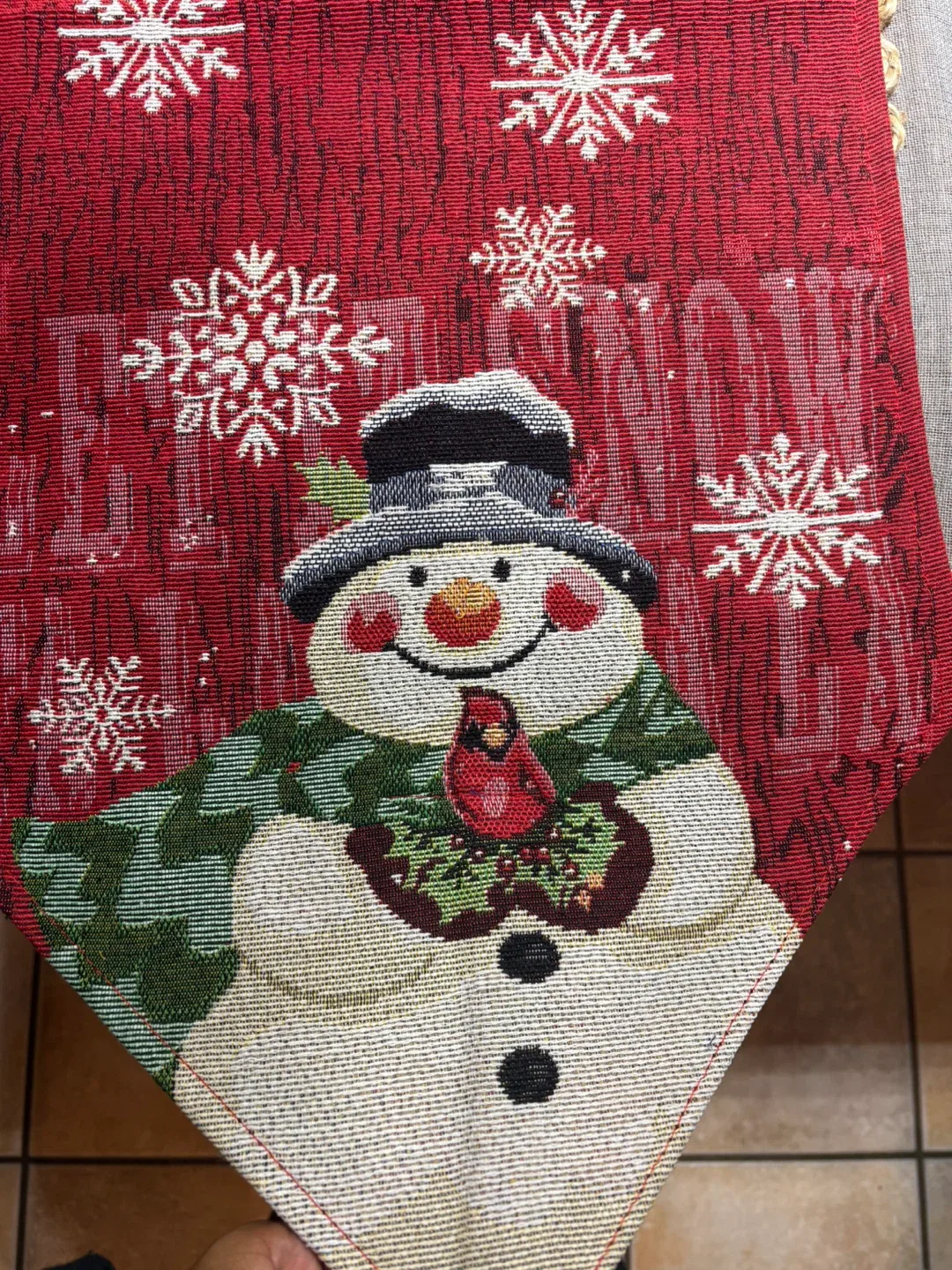 Festive Snowman Table Runner image indicator(4)