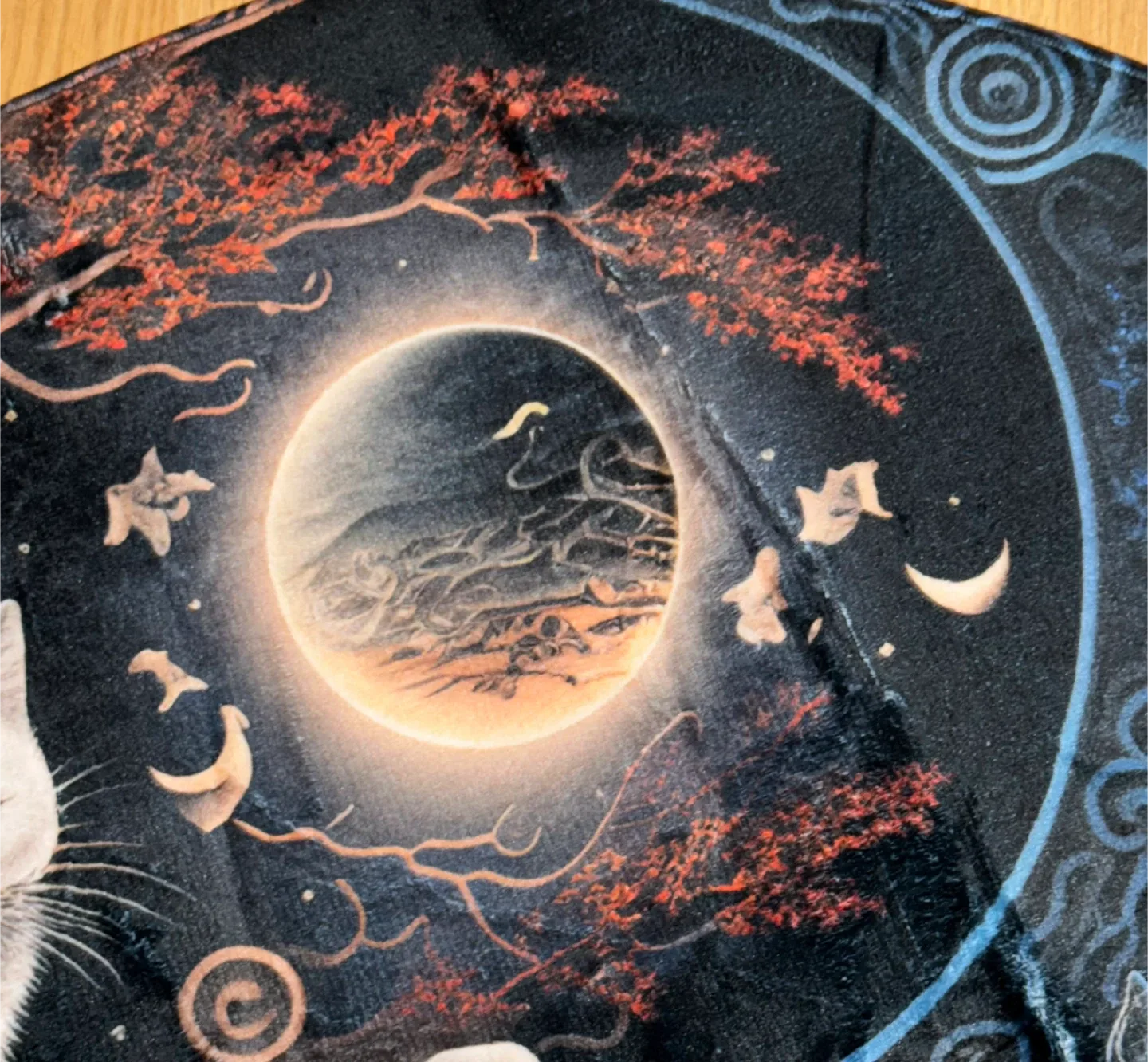 Yin Yang Cats Round Rug image indicator(2)