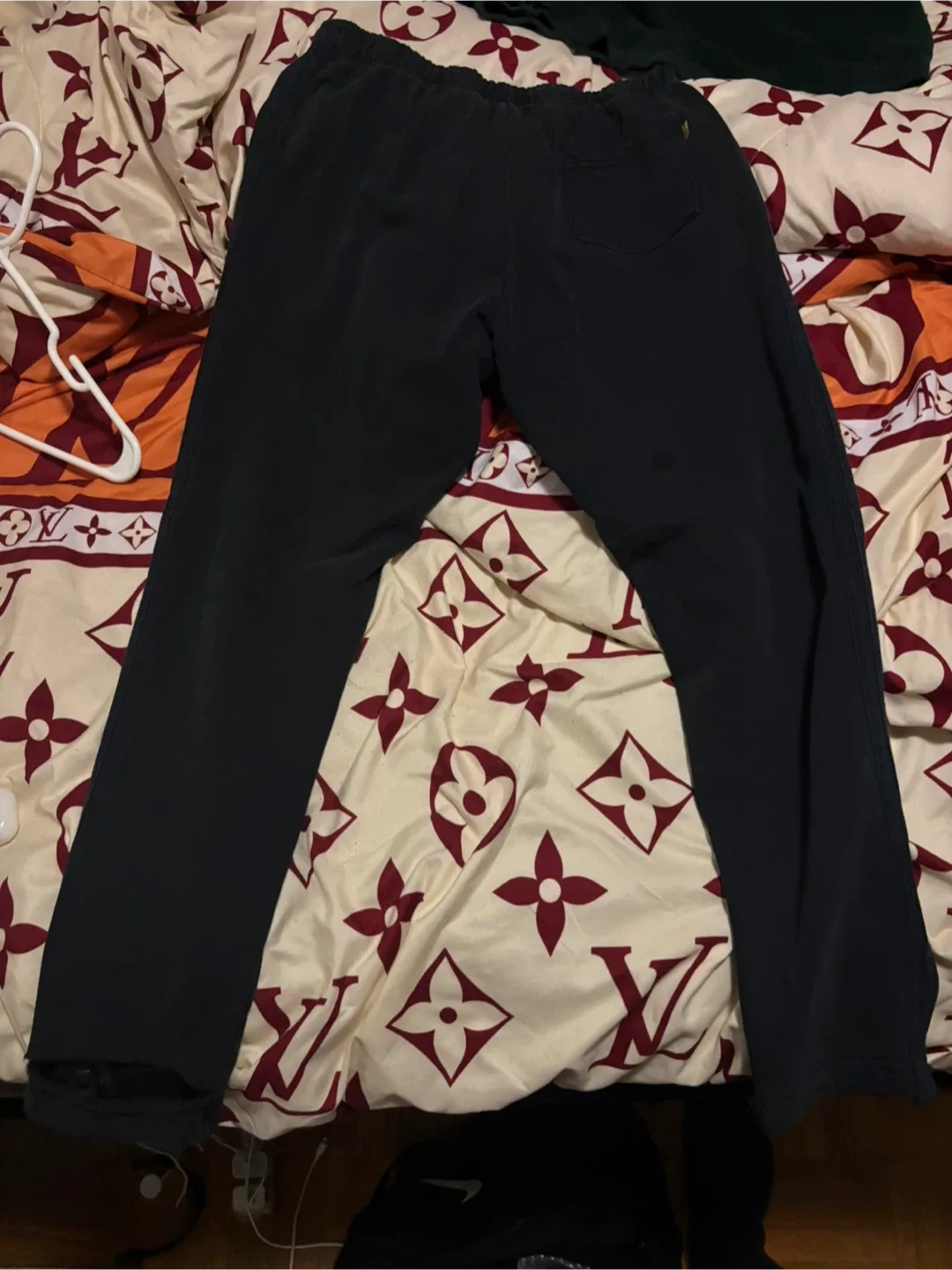 October's Very Own (OVO) Black Sweatpants - Size Medium image indicator(2)