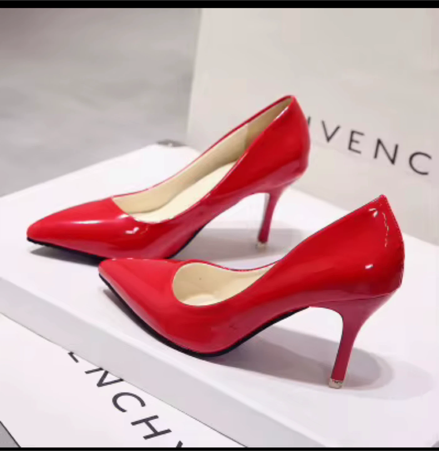 Women’s heels and pumps