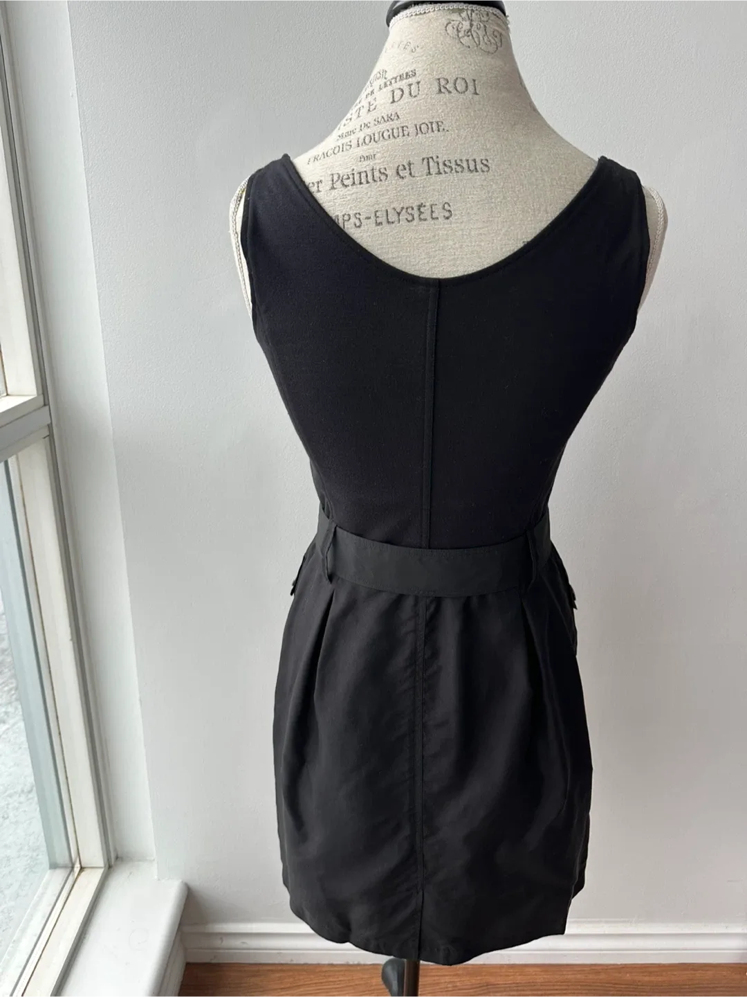 Burberry Black Dress with Zipper Detail image indicator(4)