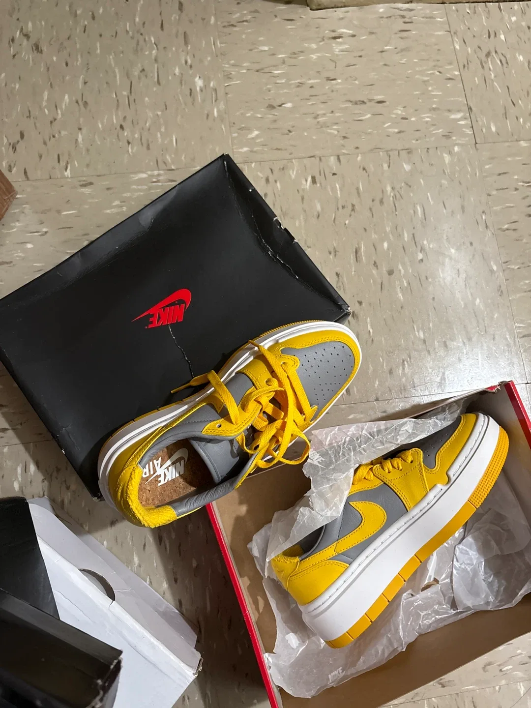 Nike Air Force 1 Yellow/Gray Shoes image indicator(3)
