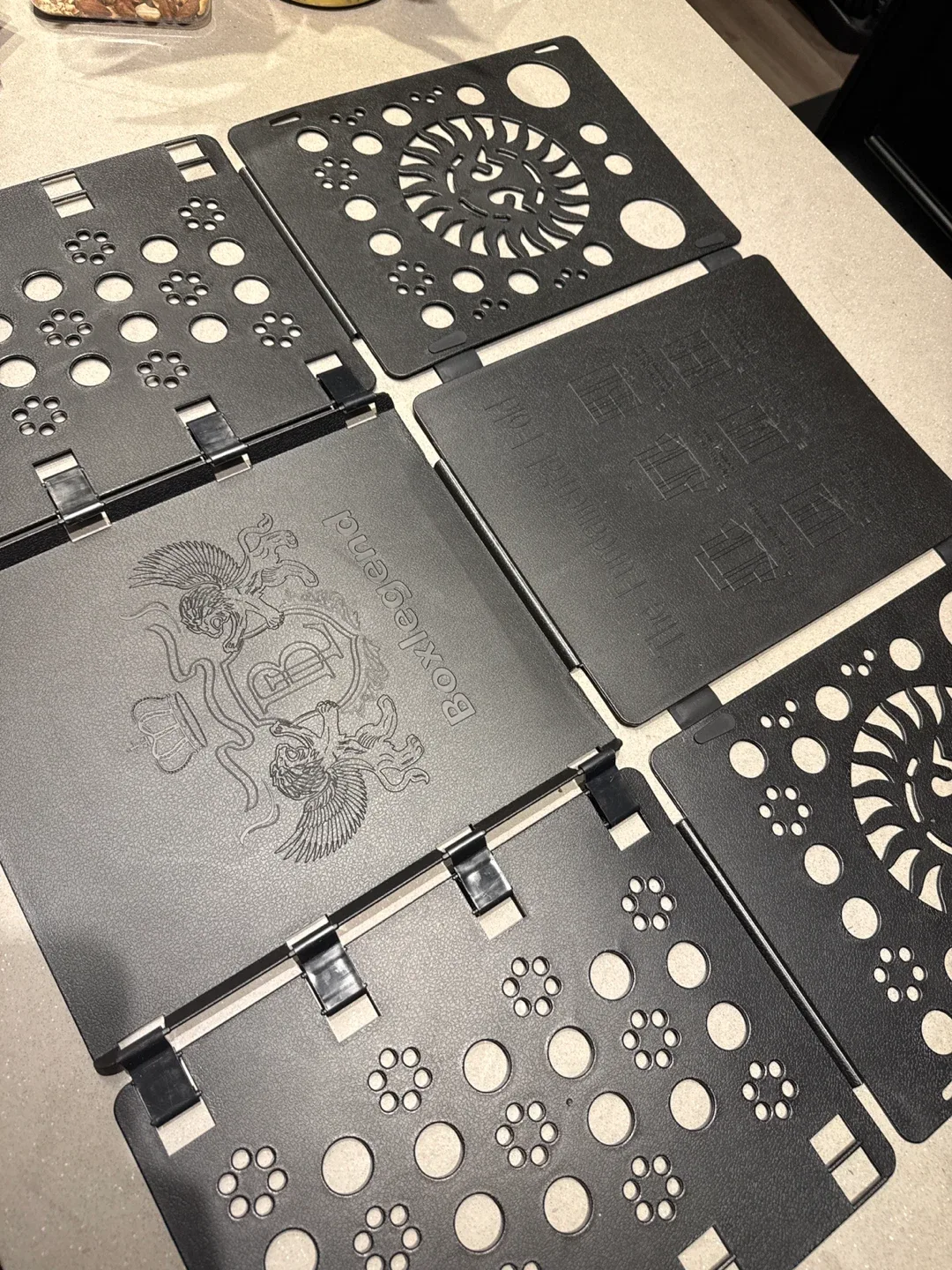 BoxLegend Shirt Folding Board - Like New! image indicator(2)