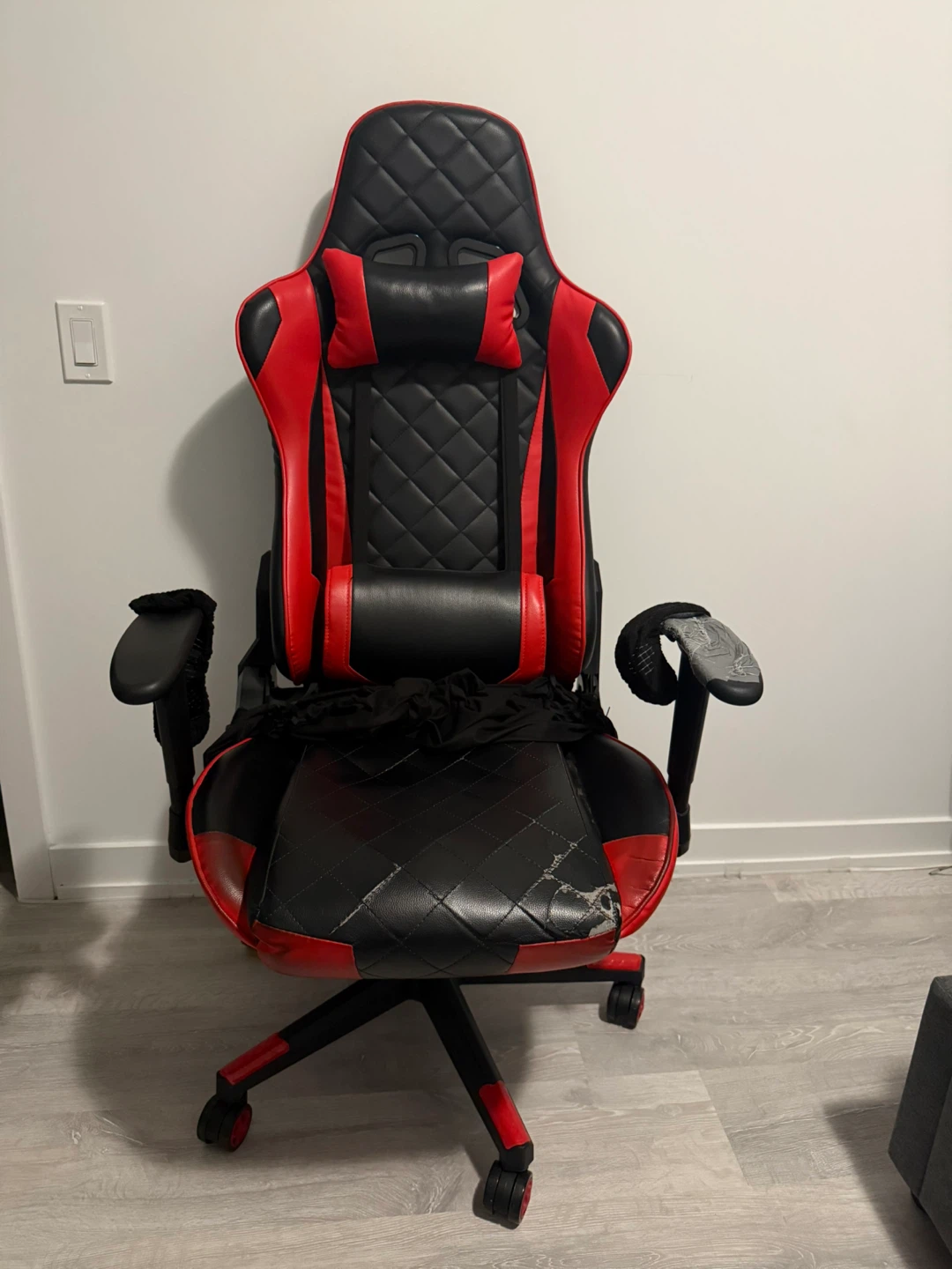 Red & Black Gaming Chair - photo 2