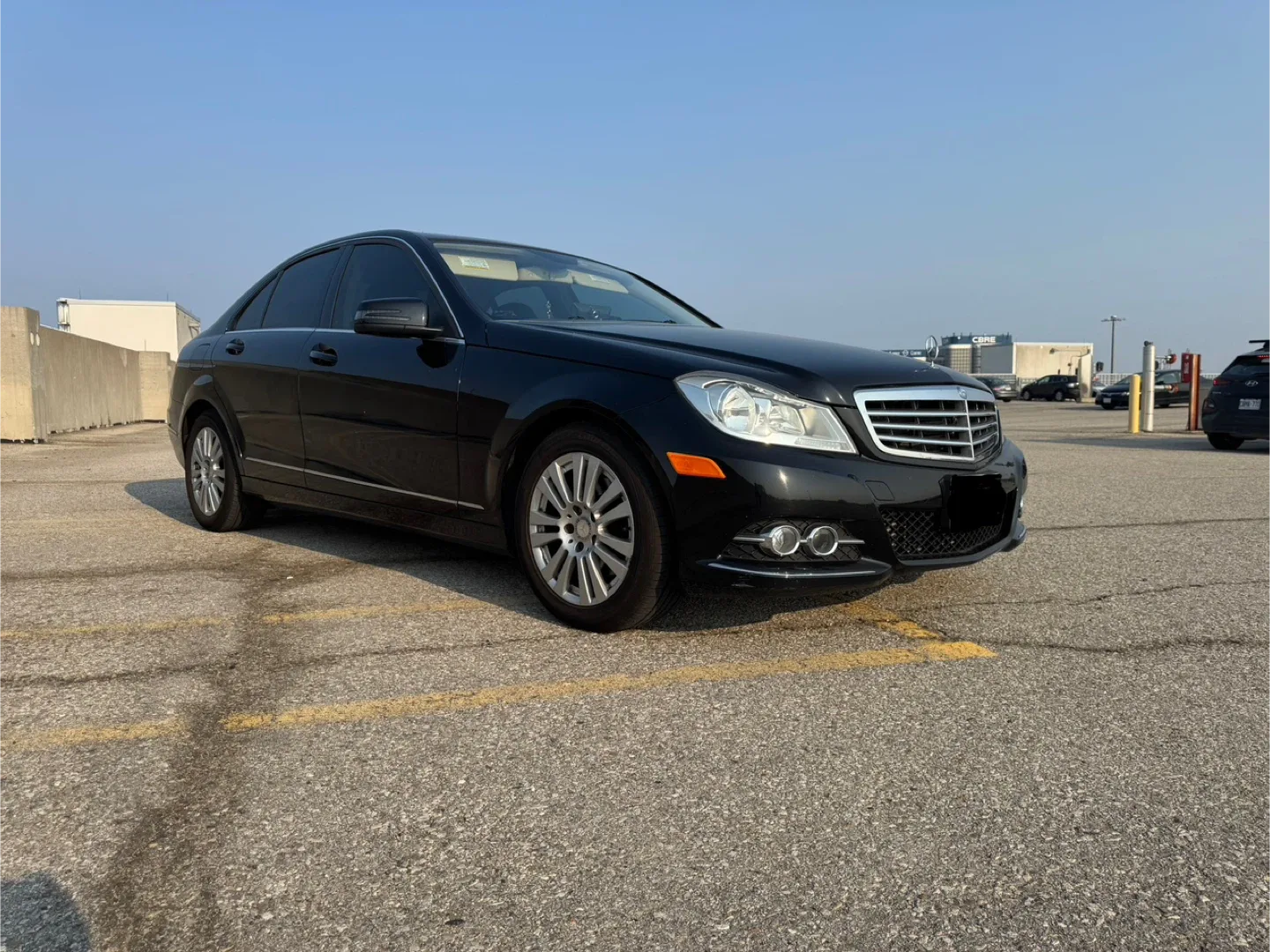 2013 Mercedes-Benz C250 Sedan - Black image indicator(2)