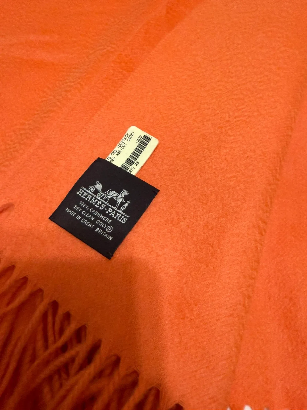Hermès Paris 100% Cashmere Scarf - Orange image indicator(2)