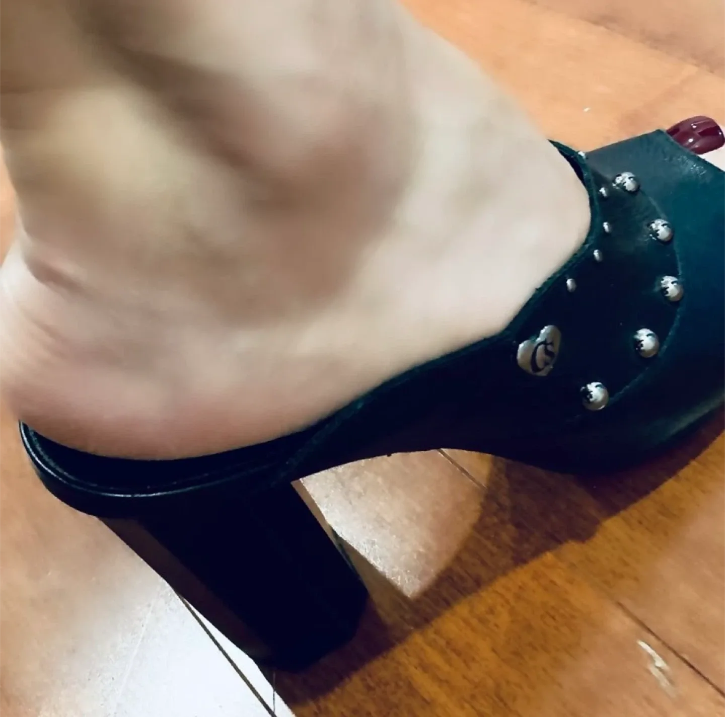 CS Club Comfort Black Leather Mules thumbnail