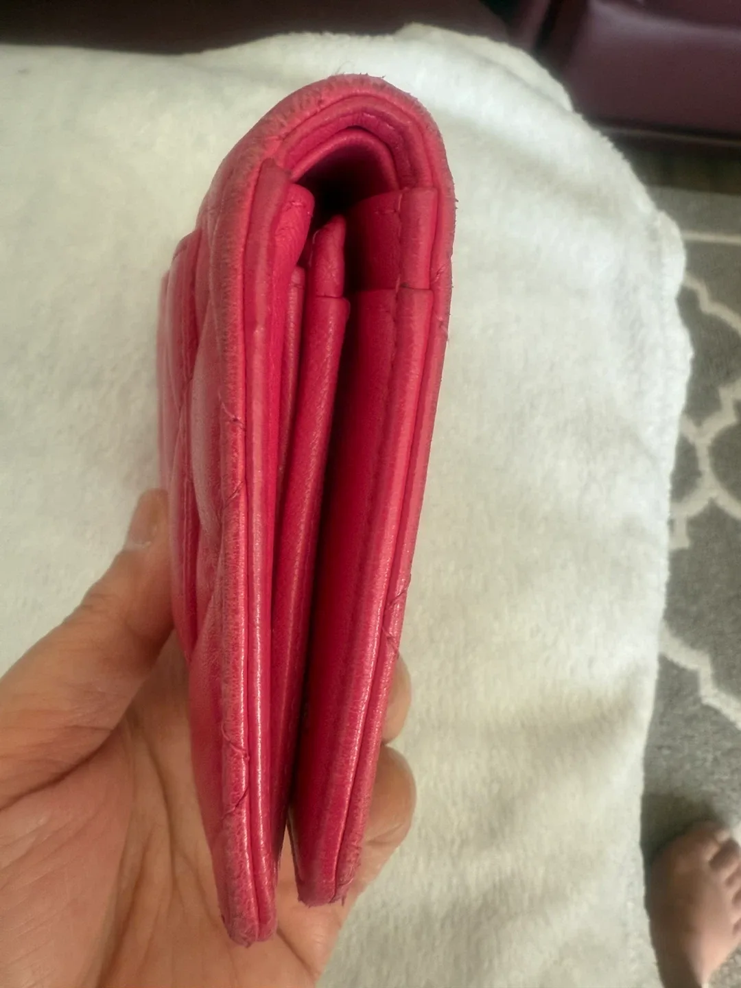 Chanel Red Quilted Wallet image indicator(4)