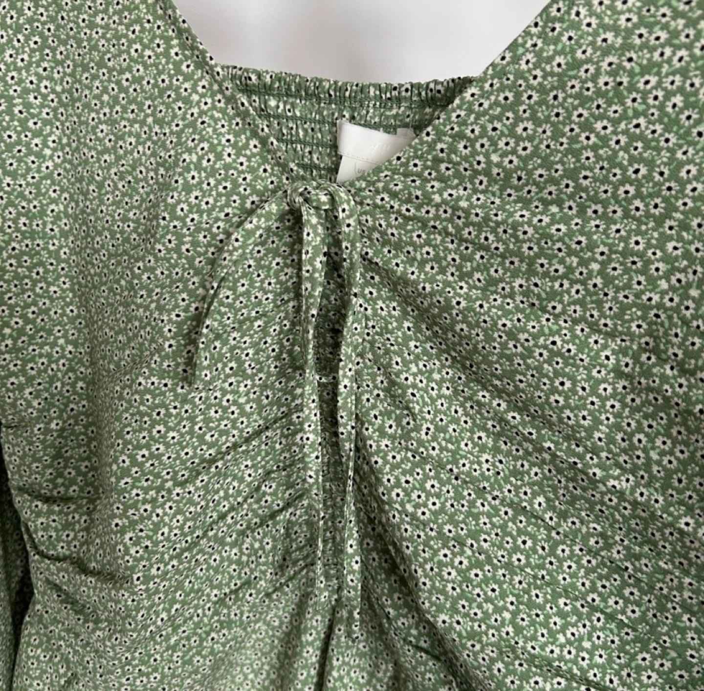 H&M Green Floral Long Sleeve Blouse - Size M - photo 3