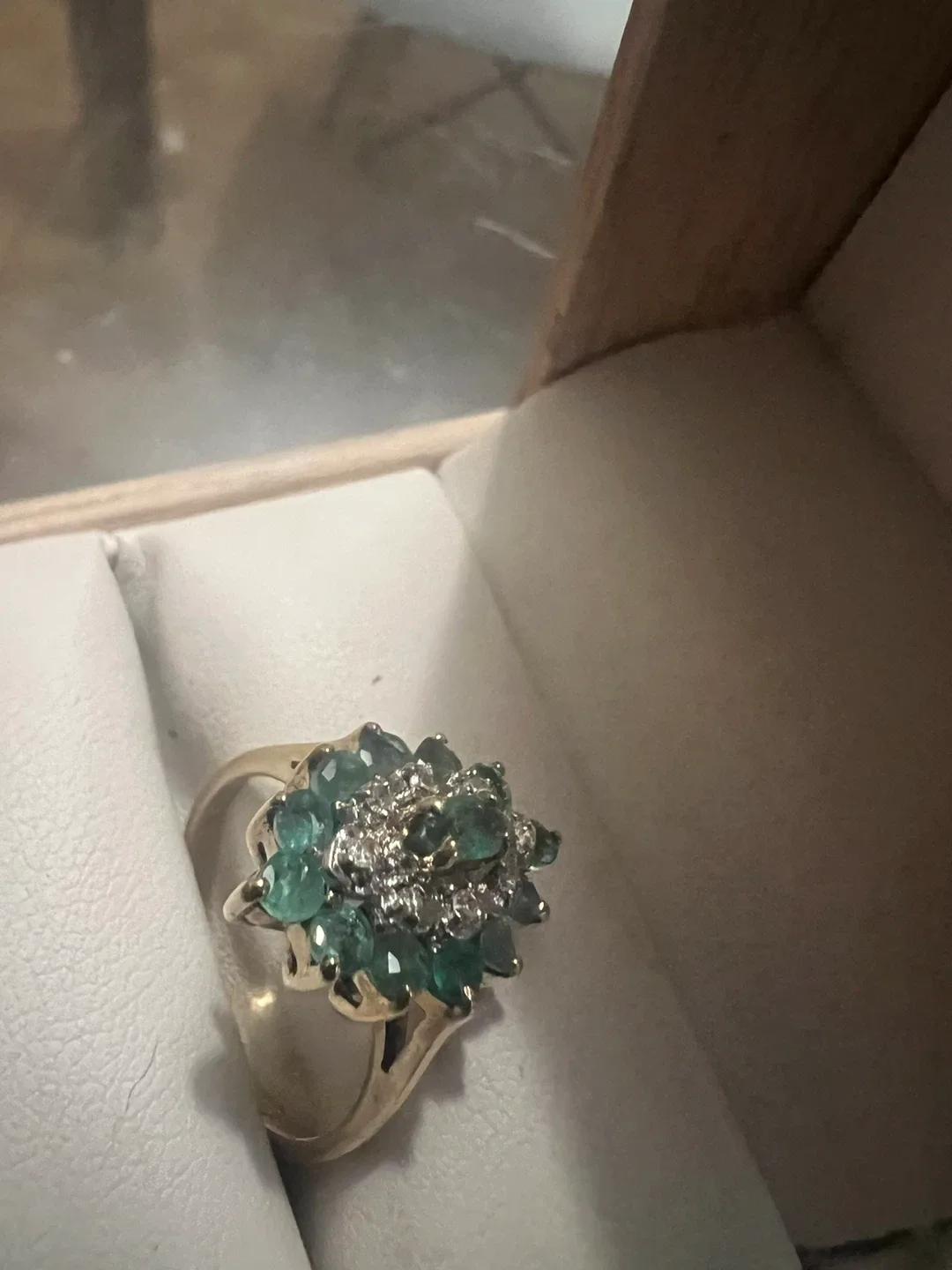 10 k Emerald and Diamond Flower Ring thumbnail