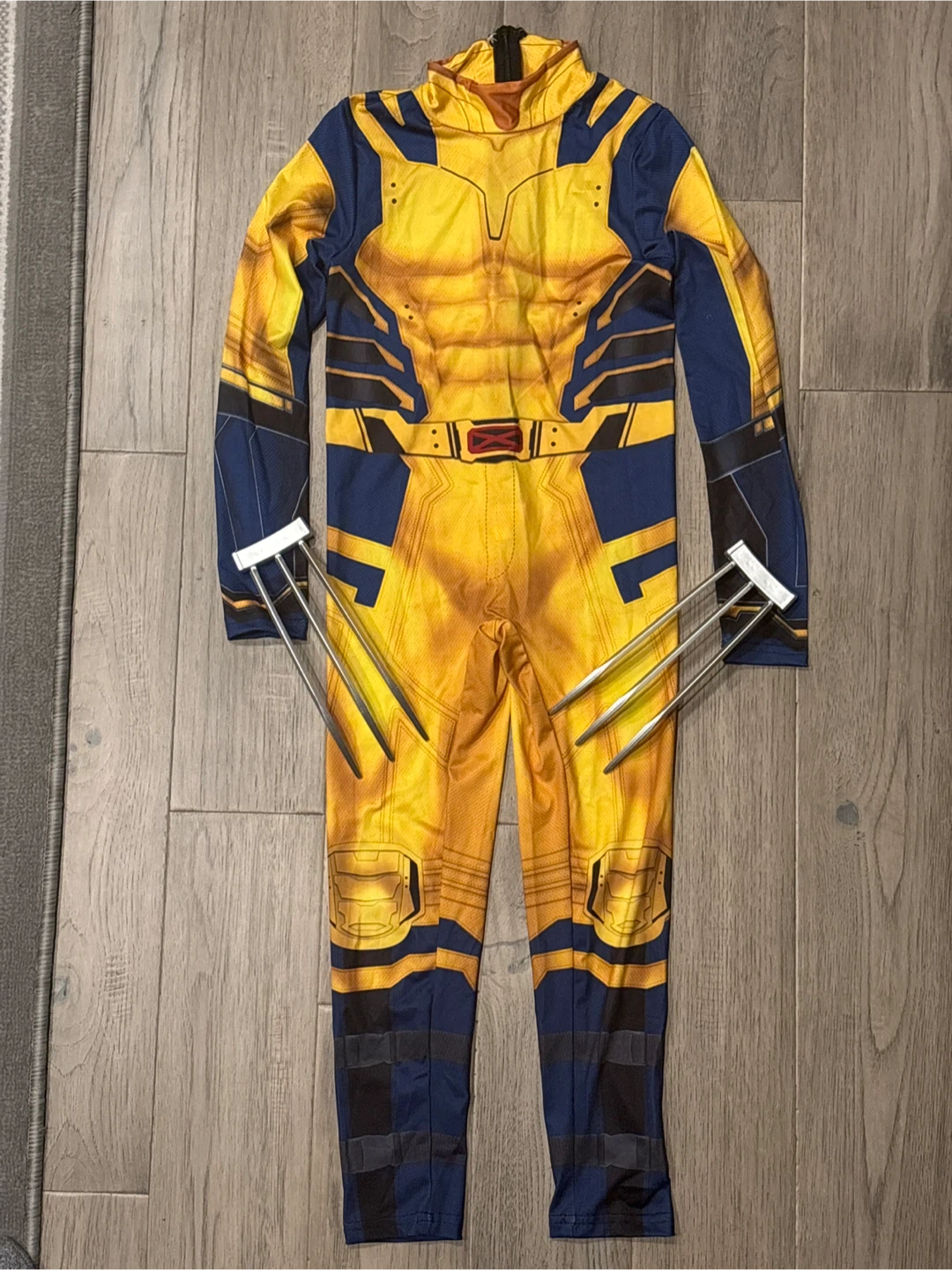 Wolverine Costume *No Mask - Large 100cm