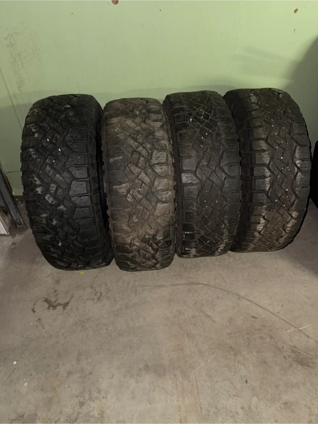 Set Of 4 Goodyear Duratrac M&S 265/65R18 thumbnail