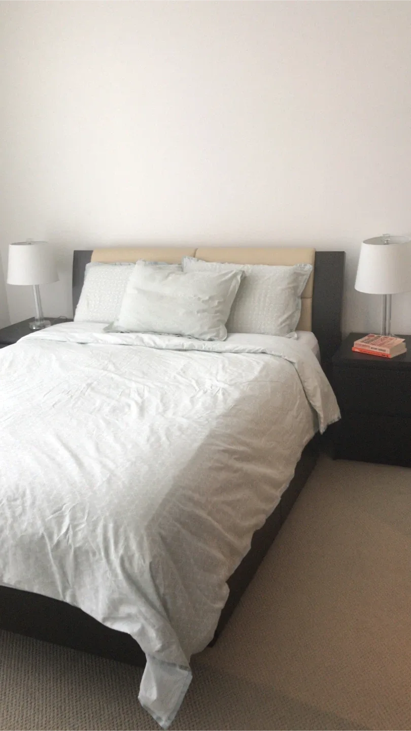 Queen Size Bed Frame image indicator(2)