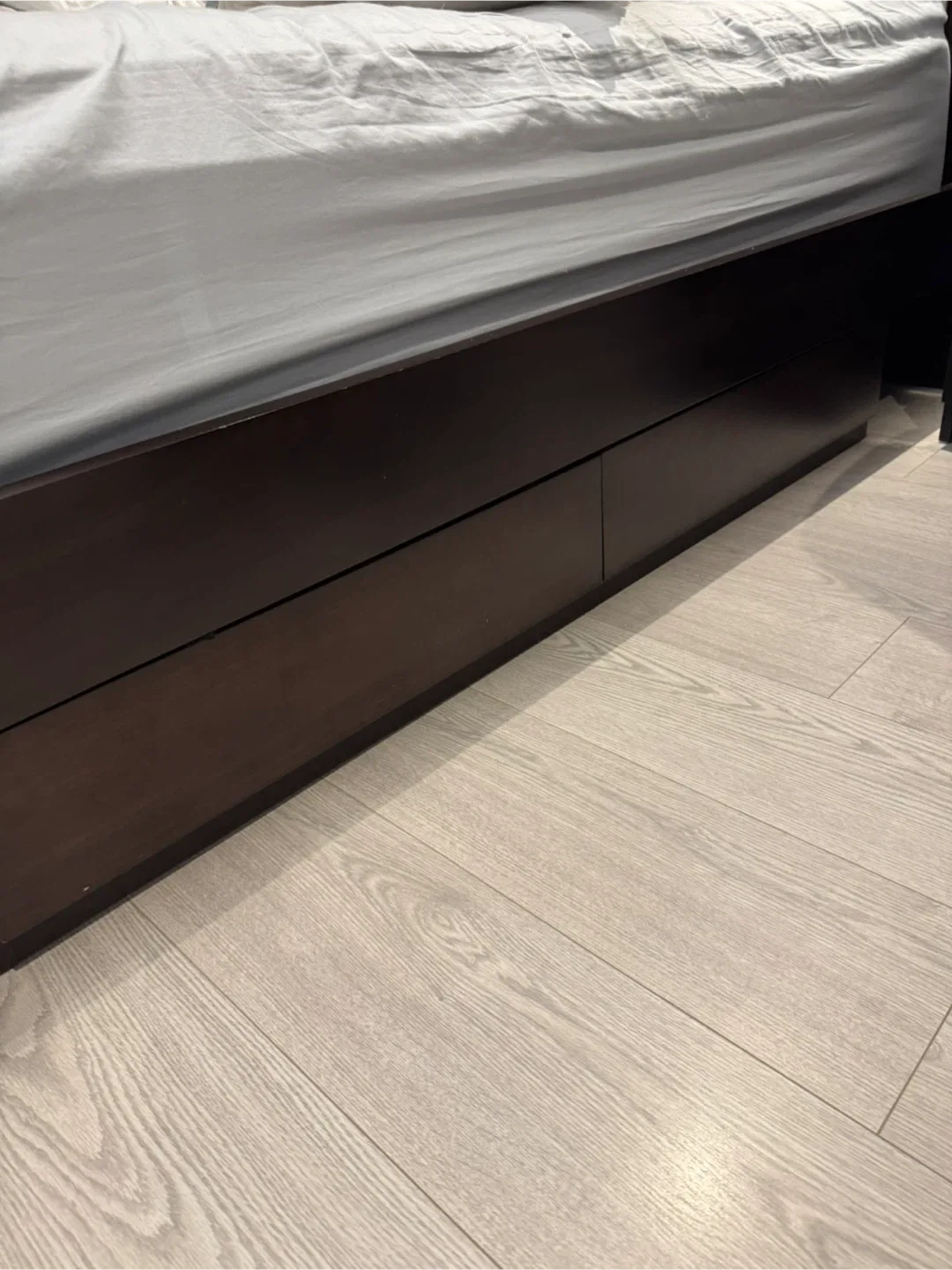 Queen Size Bed Frame image indicator(4)