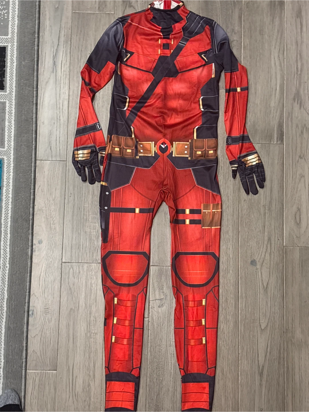 Deadpool Costume *NO MASK Size 140