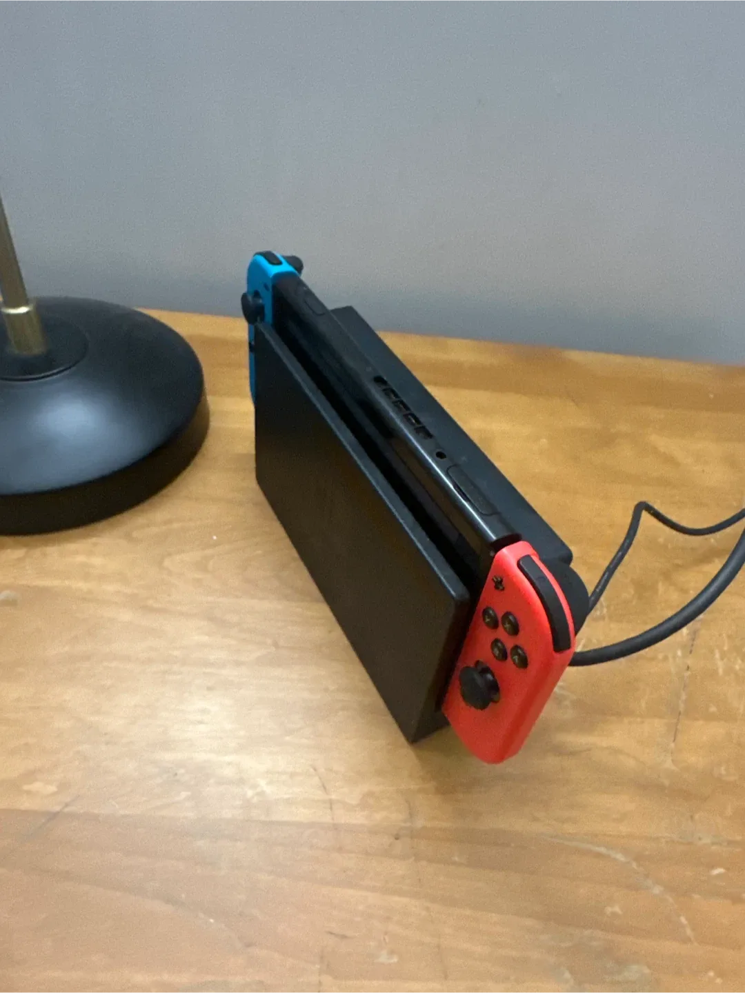 Nintendo Switch Console with Dock image indicator(3)
