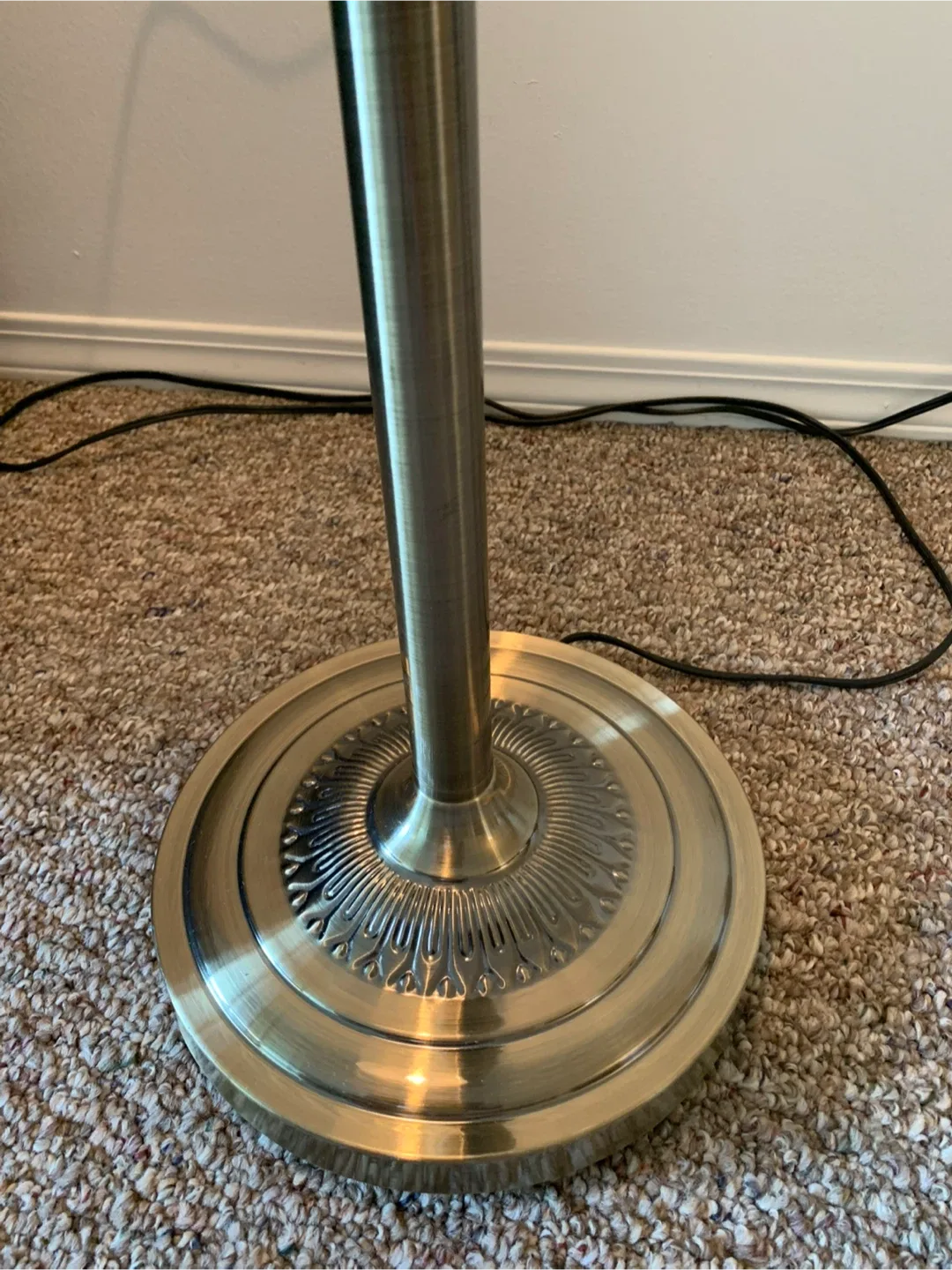 Antique brass floor lamp image indicator(4)