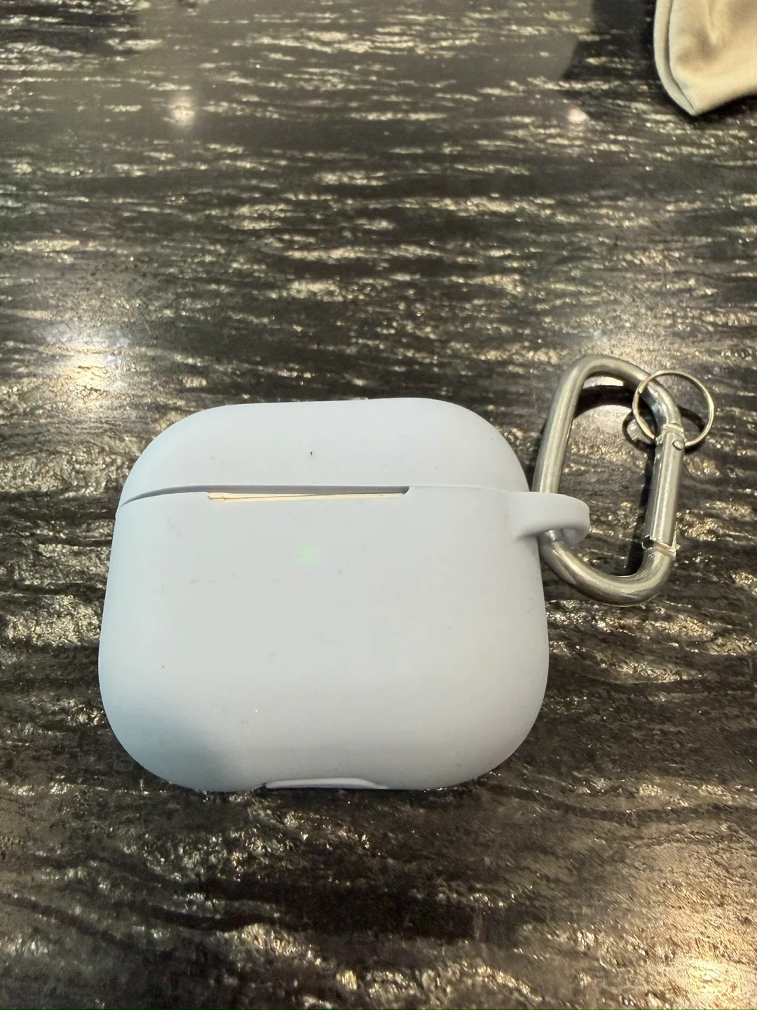 Apple AirPods 3rd Generation with Case image indicator(2)