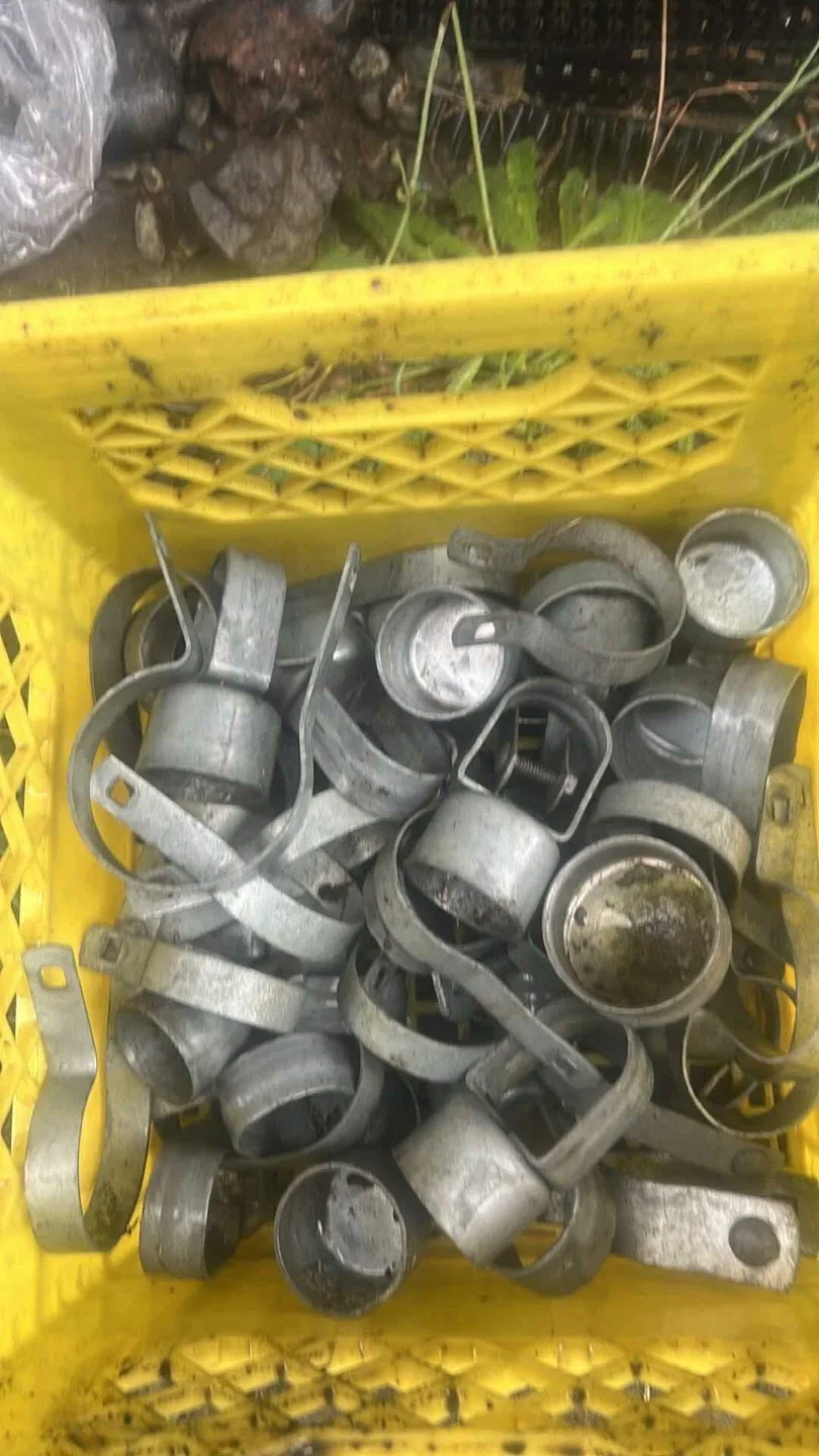 600-800ft of 6ft high Chain Link Fence and Gate, poles, caps image indicator(8)