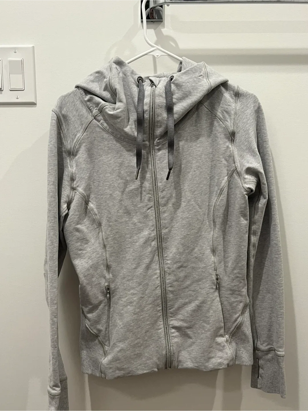 Lululemon Harmony Hoodie XS image indicator(3)