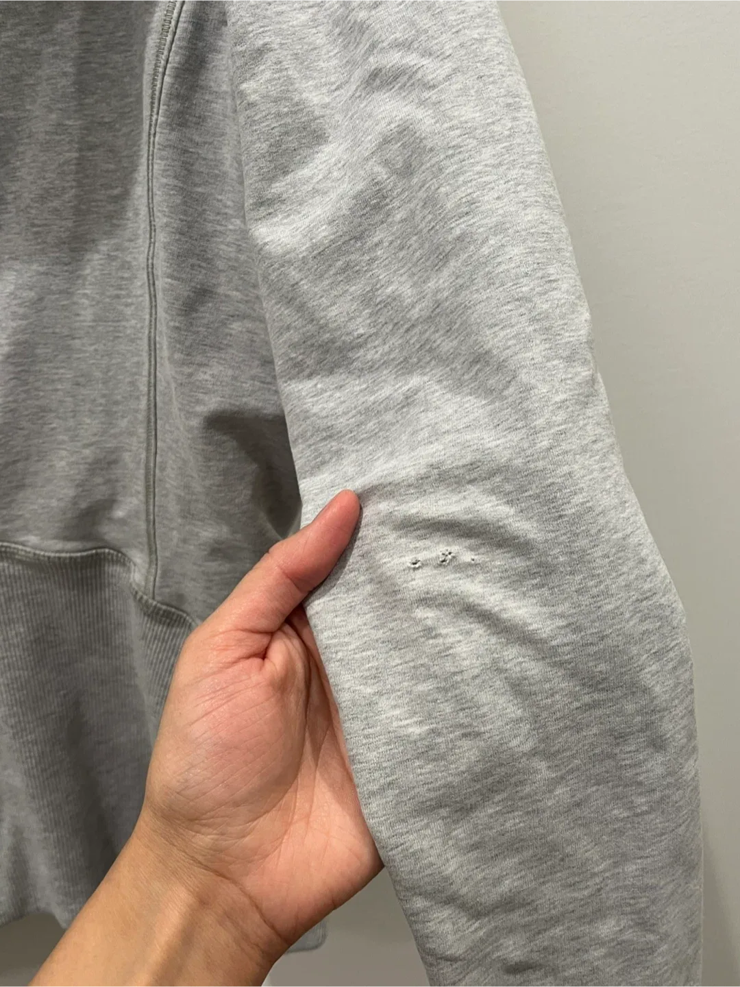 Lululemon Harmony Hoodie XS image indicator(4)