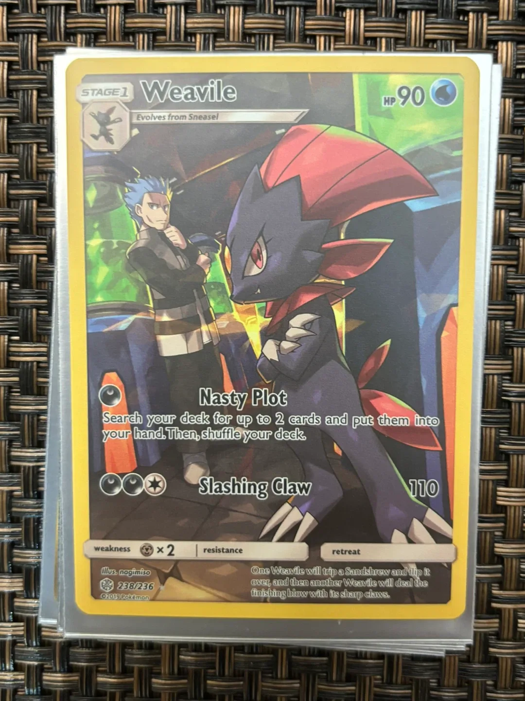 Weavile full art Pokemon card thumbnail