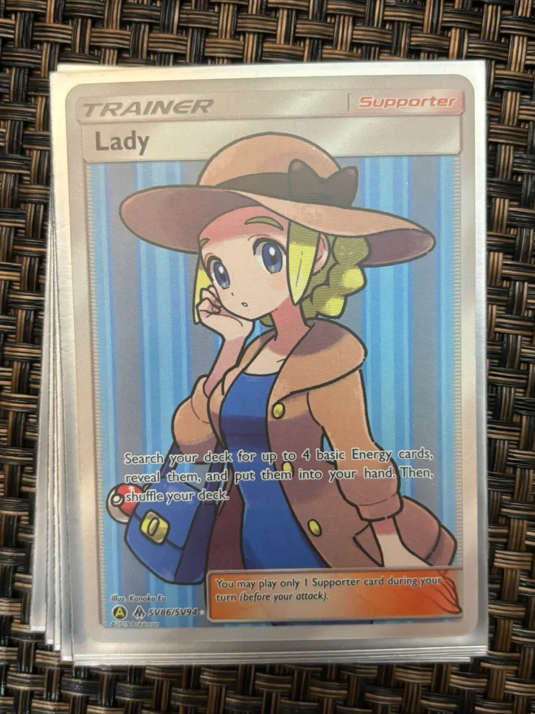 Lady pokemon trainer card thumbnail
