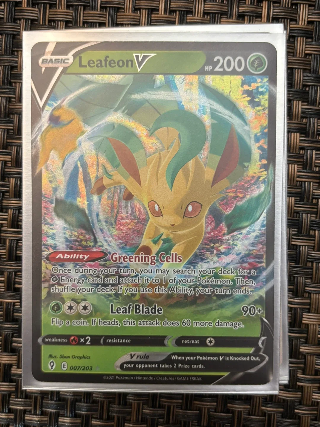 Leafeon V Pokemon card thumbnail