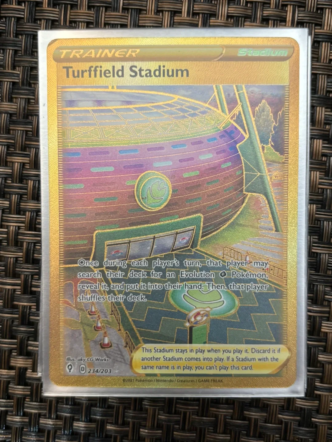Turffield stadium gold Pokemon card thumbnail