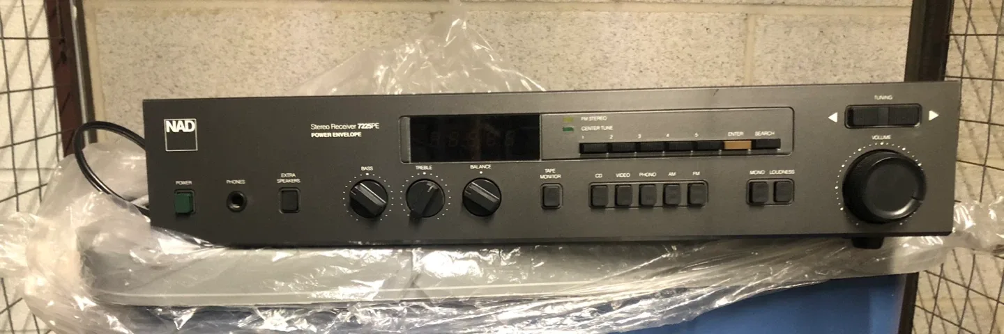 NAD 7225PE Stereo Receiver thumbnail
