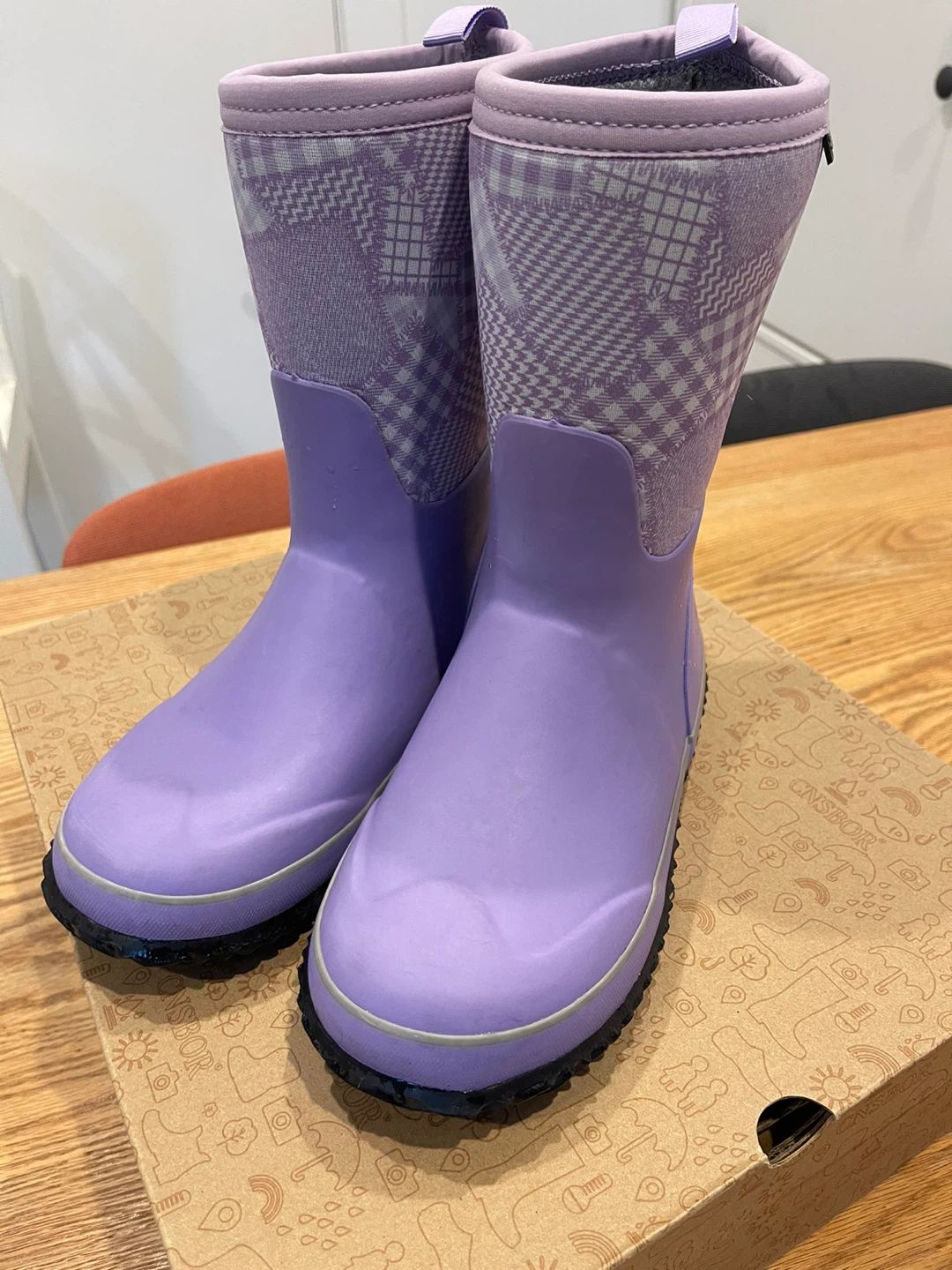 Kids Rain boots - Size big kids4