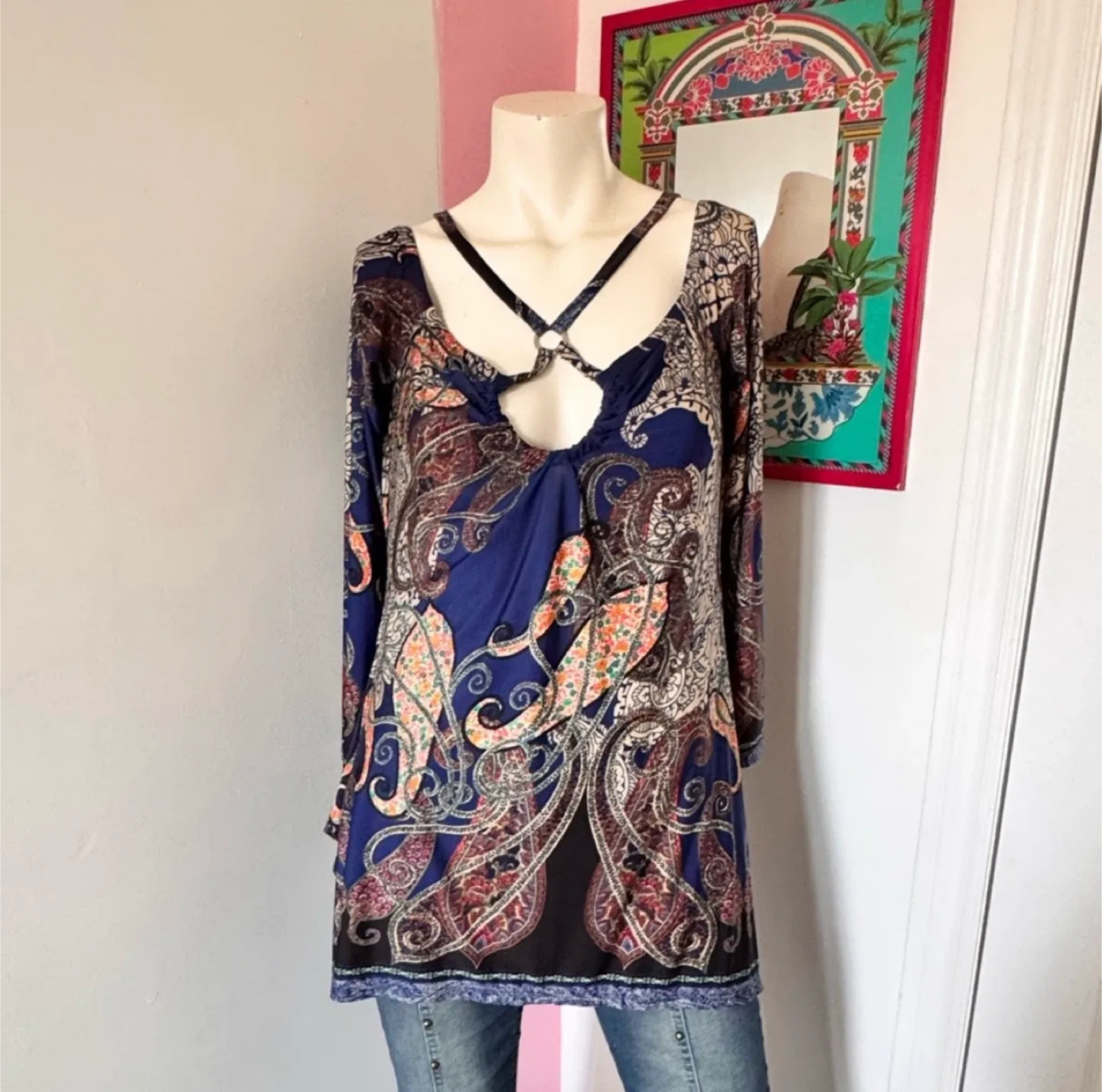 Blue paisley top shoulder straps + keyhole detail thumbnail