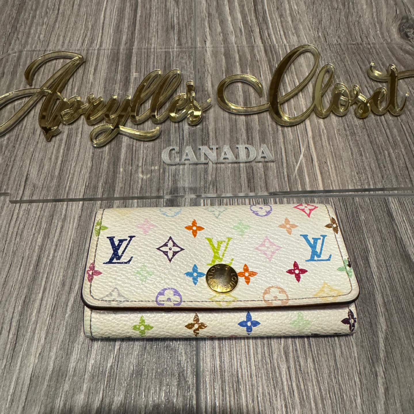 Authentic Louis Vuitton Key Case - photo 2