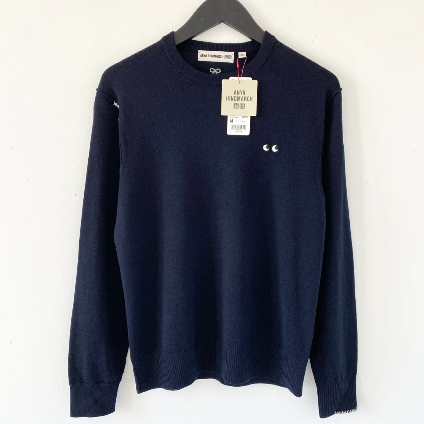 New Uniqlo x Anya Hindmarch 100% Merino Crew Neck Sweater image indicator(2)