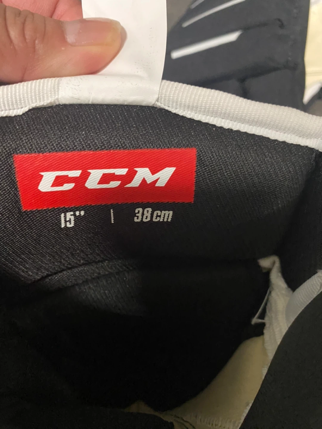 CCM Hockey Gloves - Size 15" / 38cm - photo 2