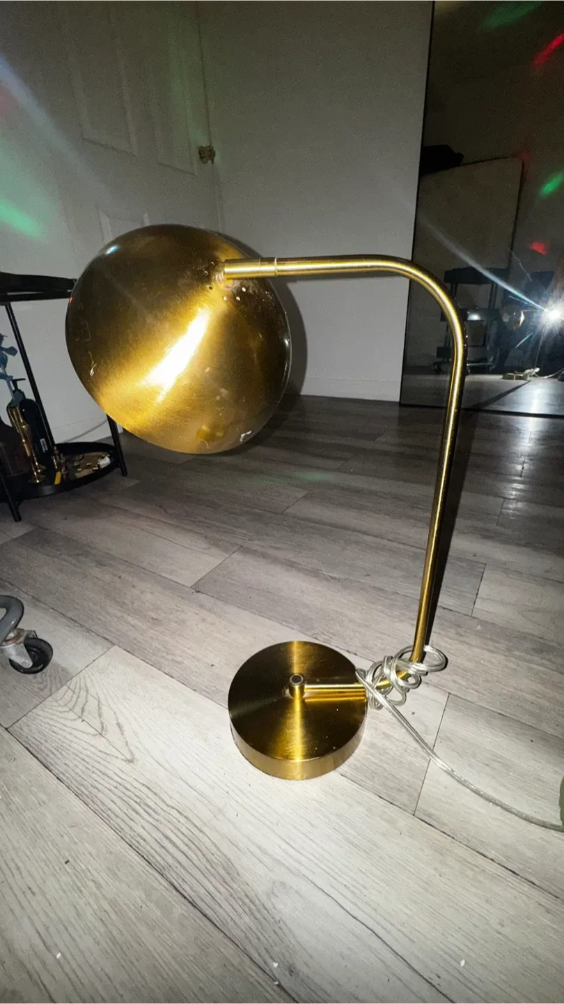 Gold Desk Lamp image indicator(2)