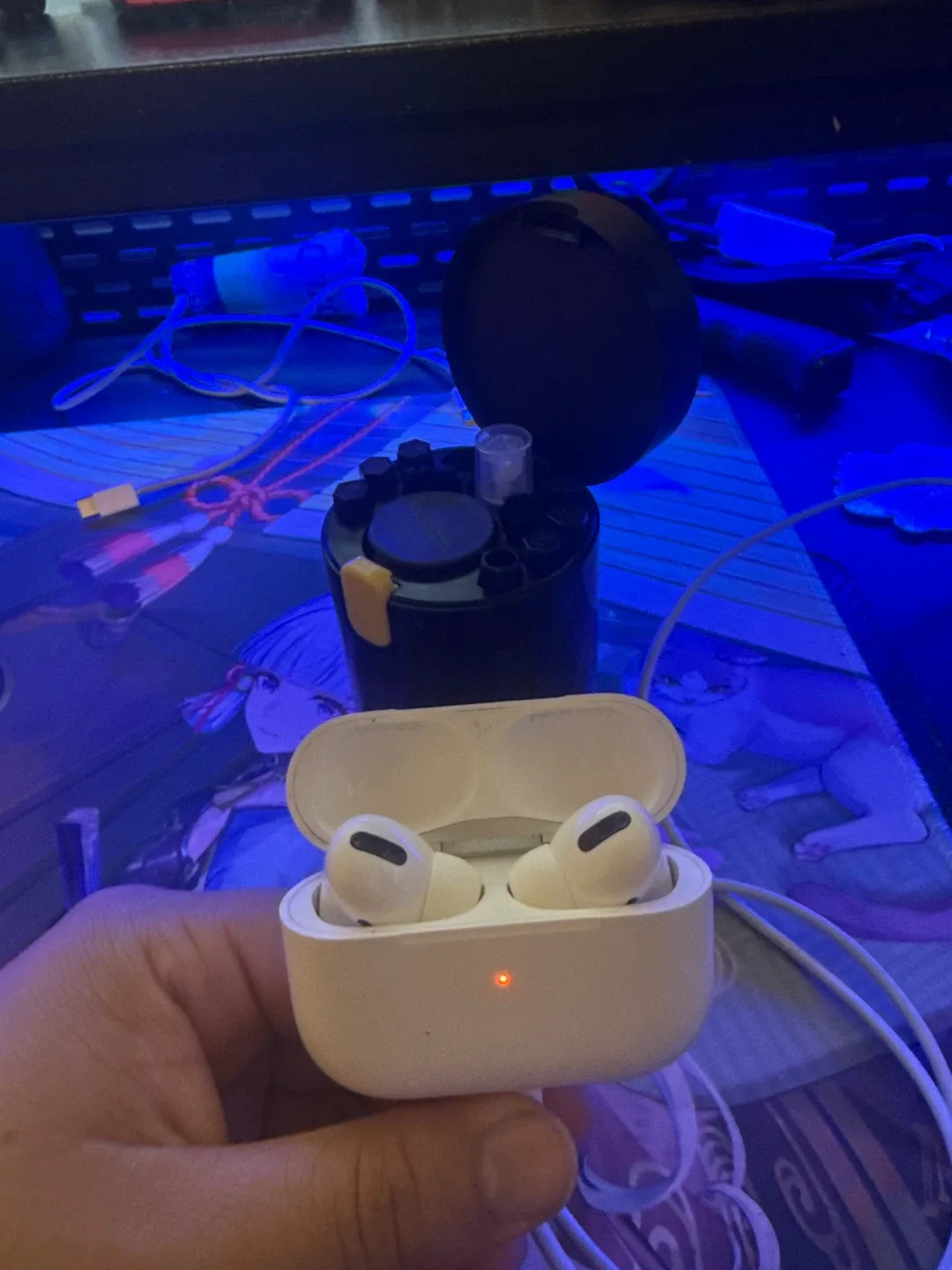 AirPods Pro 2nd Gen image indicator(3)